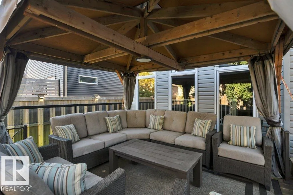 4112 SUMMERLAND Drive