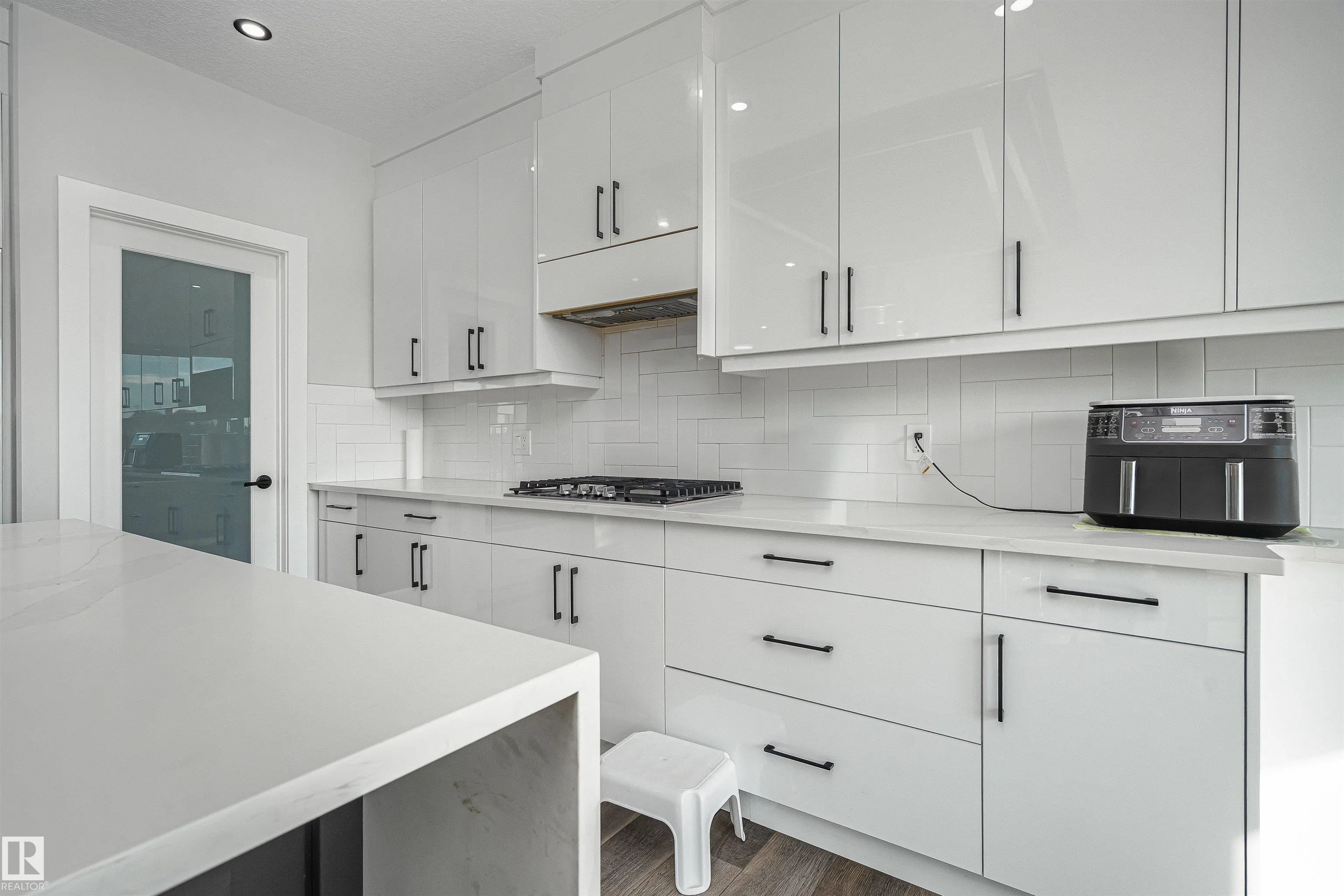 4709 CHARLES BAY Bay
