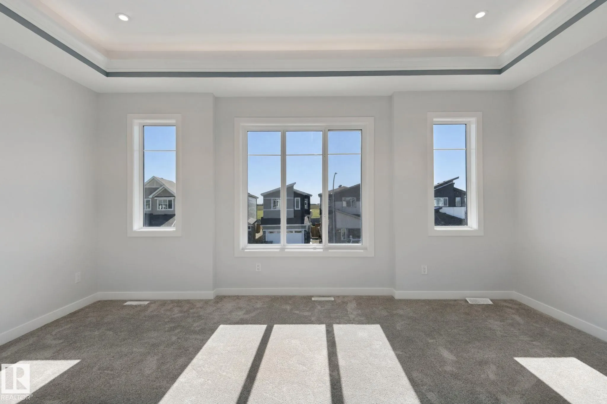 357 MEADOWVIEW Drive