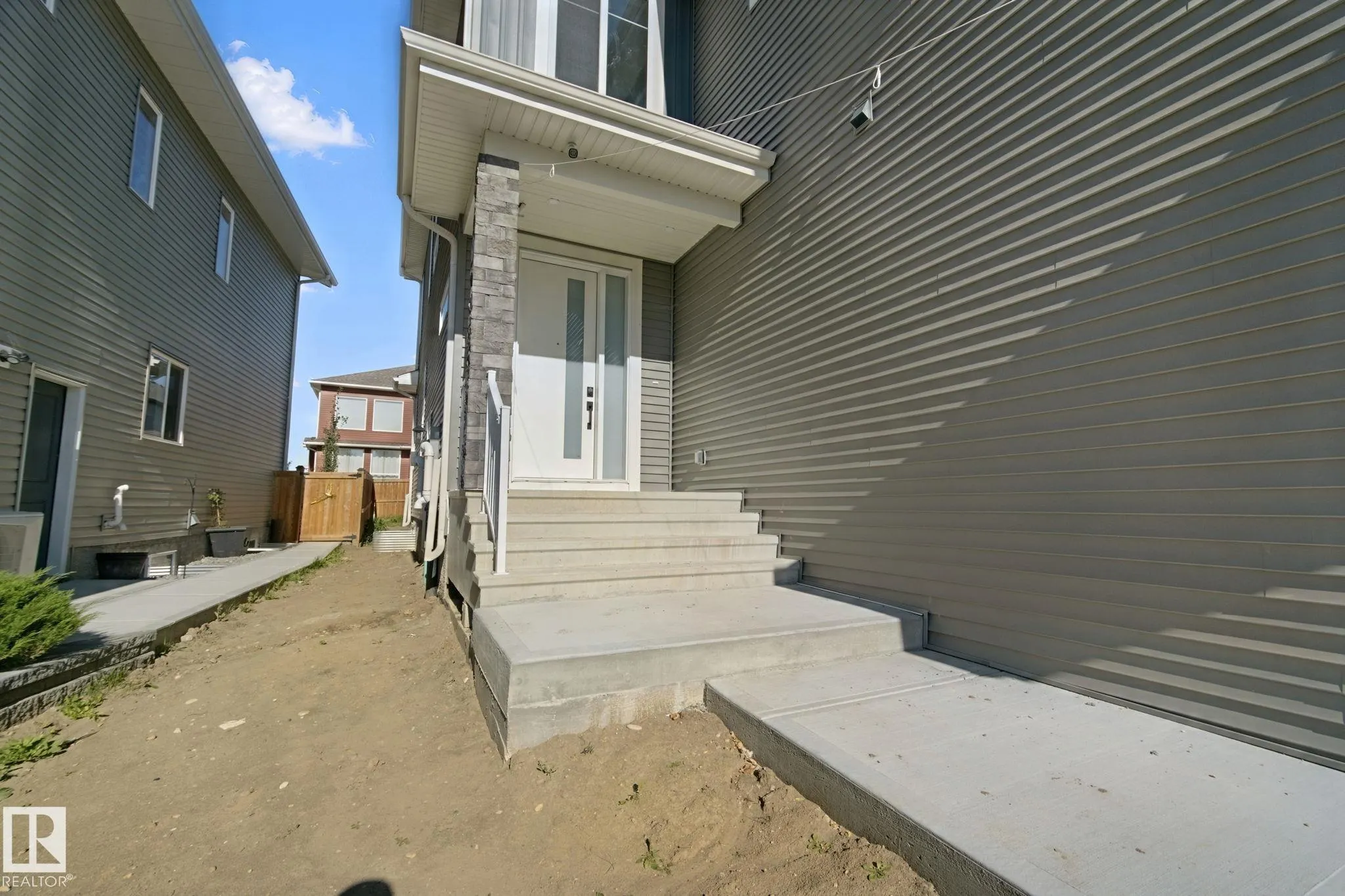 357 MEADOWVIEW Drive