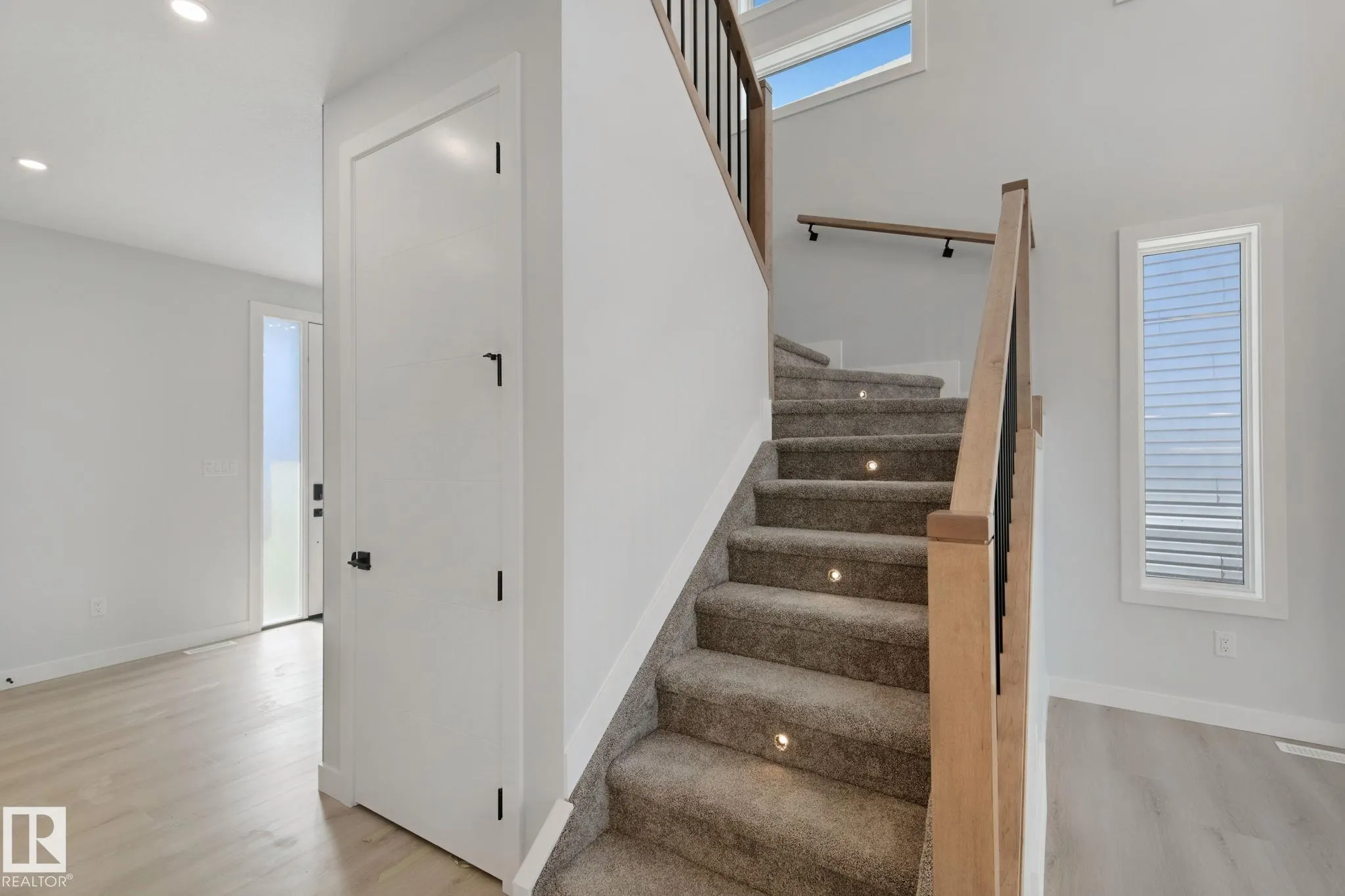 357 MEADOWVIEW Drive