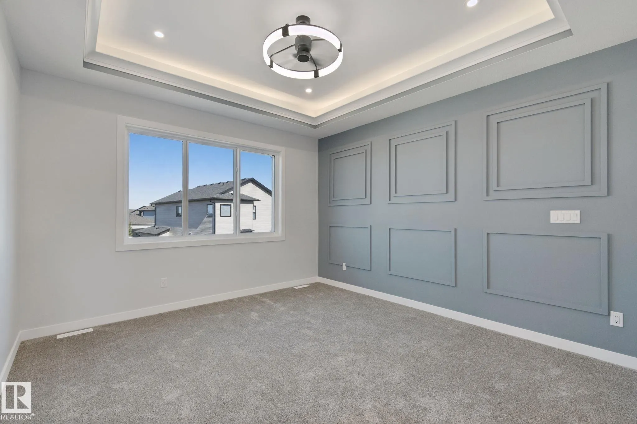 357 MEADOWVIEW Drive