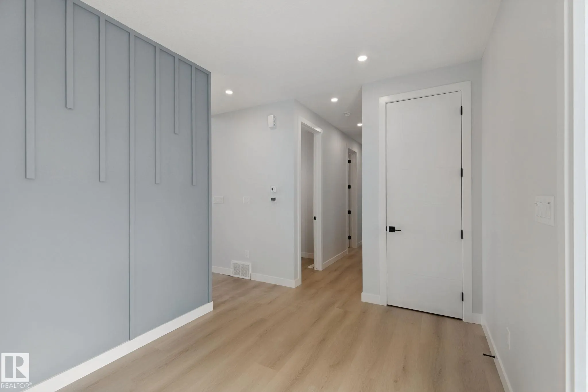 357 MEADOWVIEW Drive