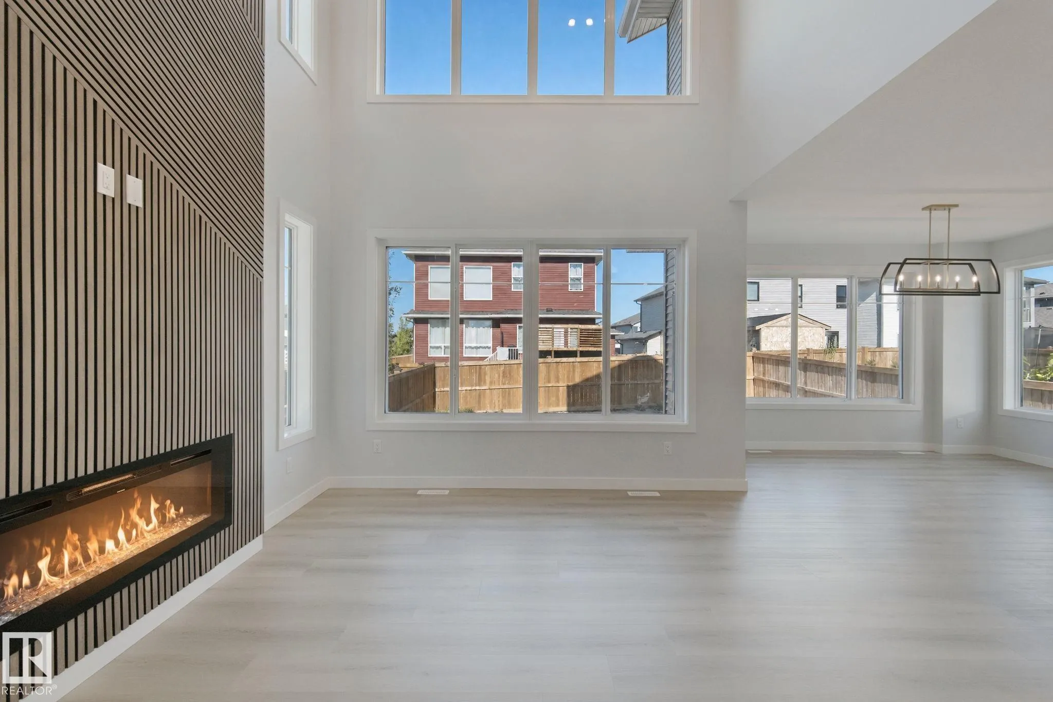 357 MEADOWVIEW Drive