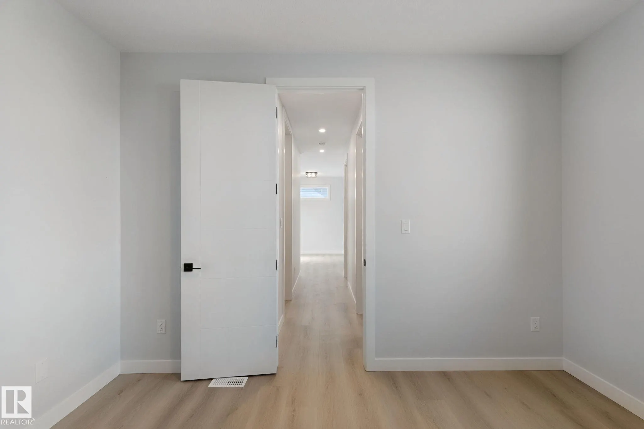 357 MEADOWVIEW Drive