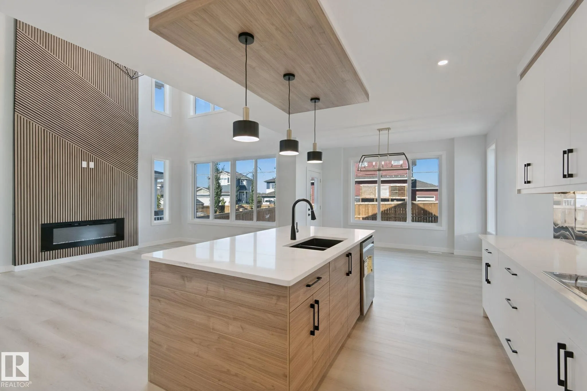 357 MEADOWVIEW Drive