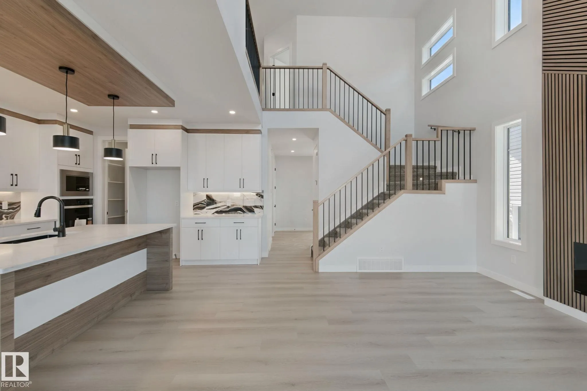 357 MEADOWVIEW Drive