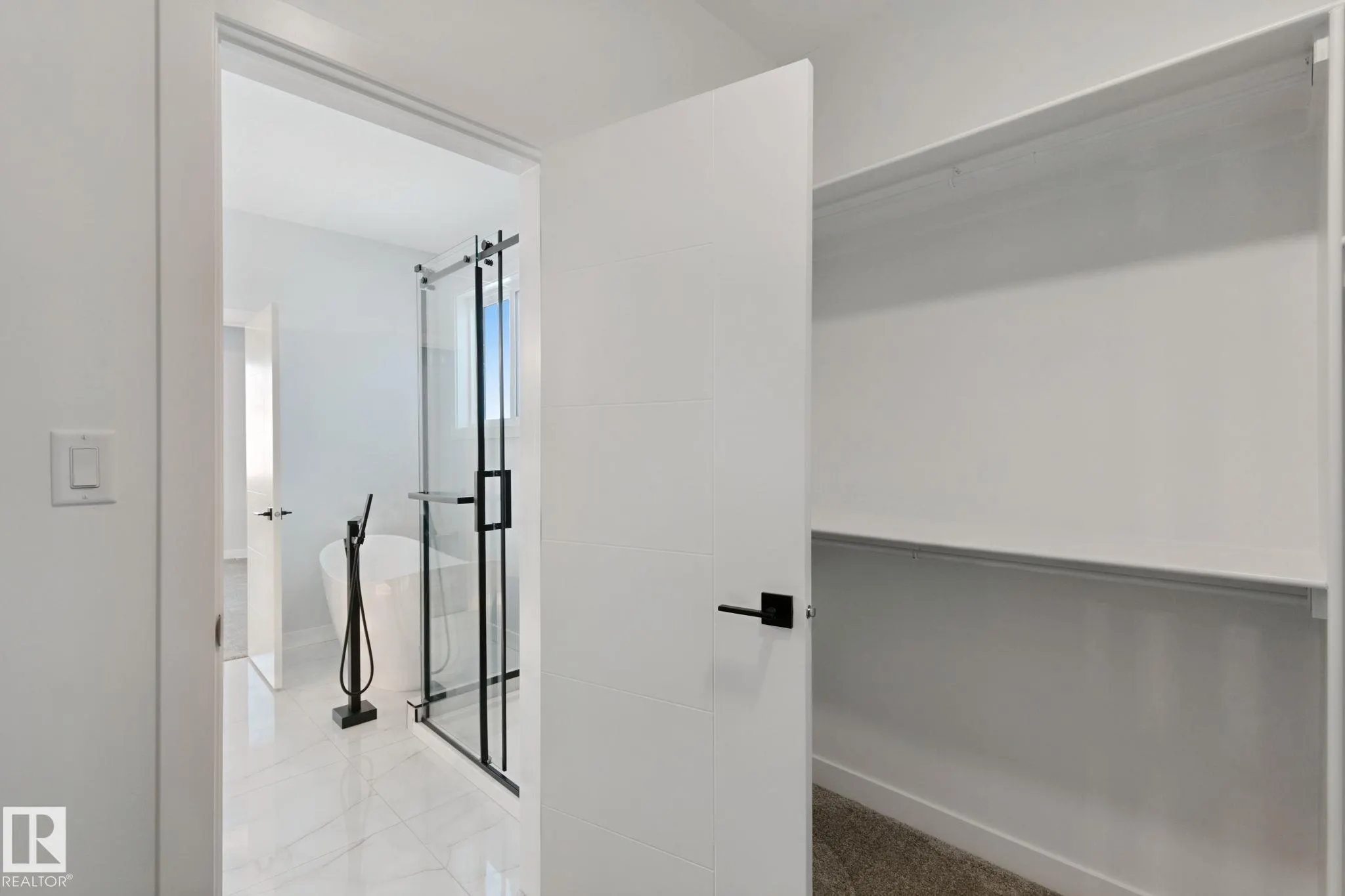 357 MEADOWVIEW Drive