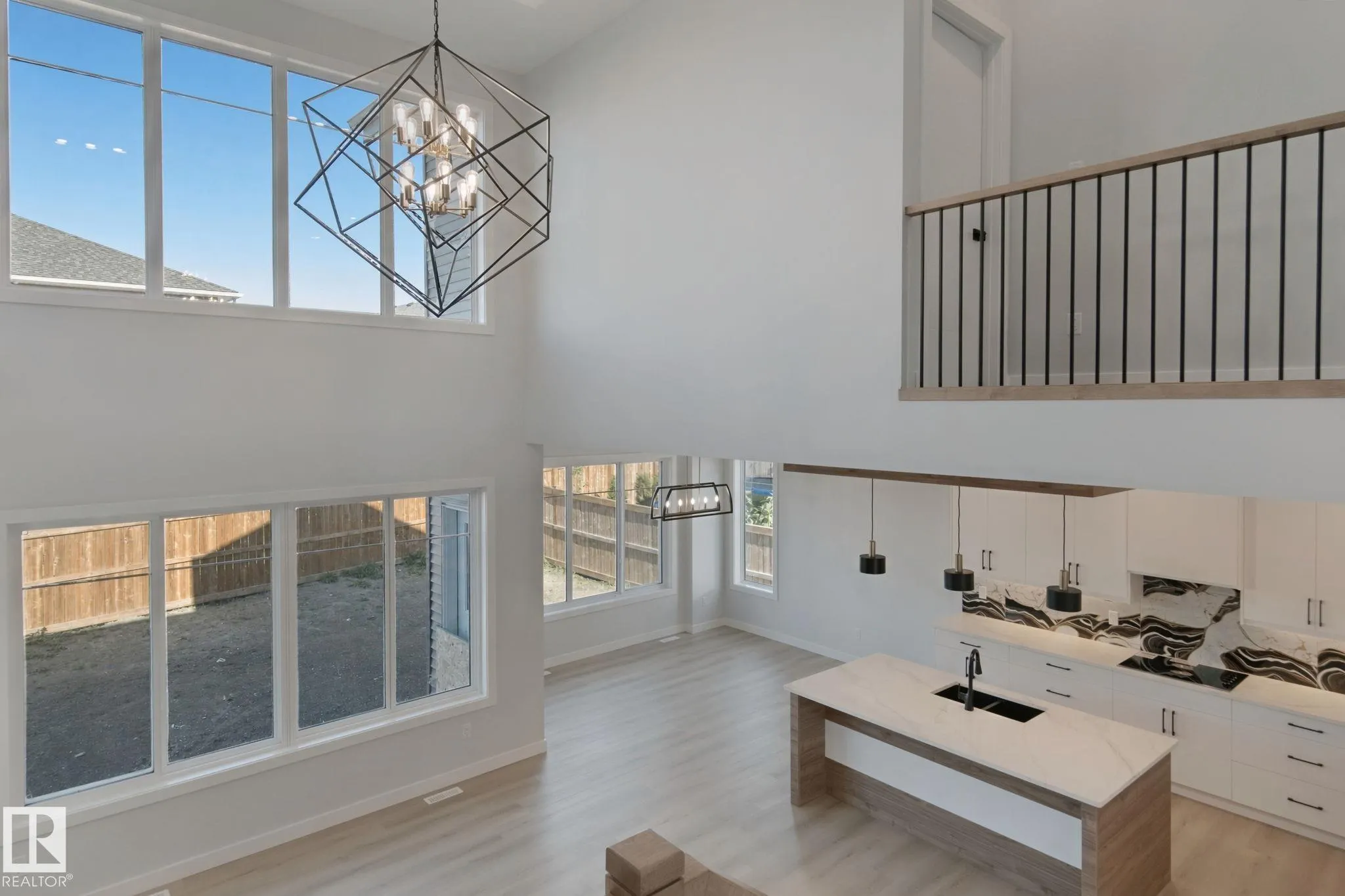 357 MEADOWVIEW Drive