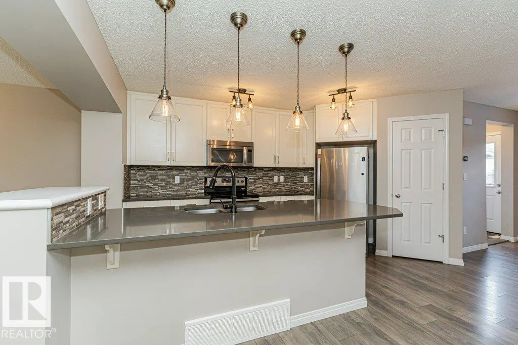 3203 Carpenter Landing