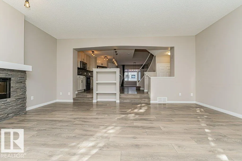 3203 Carpenter Landing