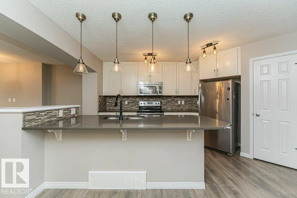 3203 Carpenter Landing