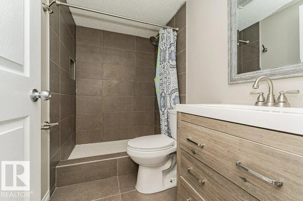3203 Carpenter Landing