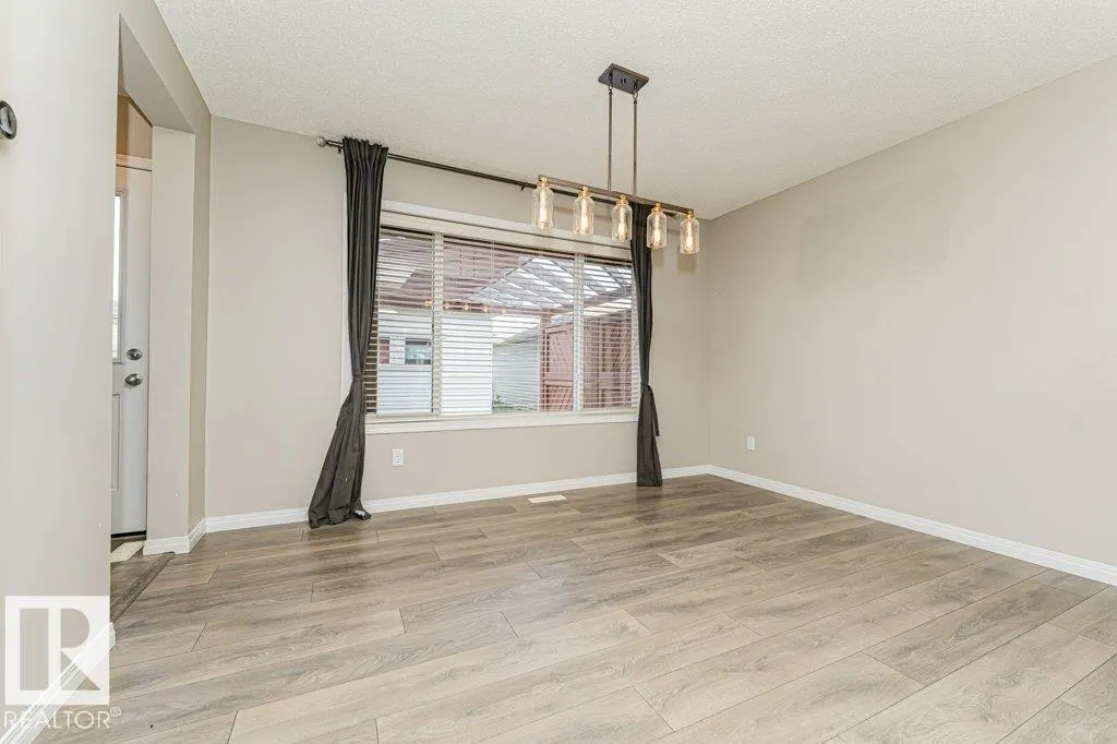 3203 Carpenter Landing