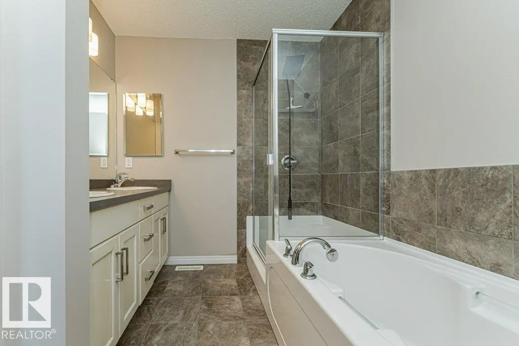 3203 Carpenter Landing