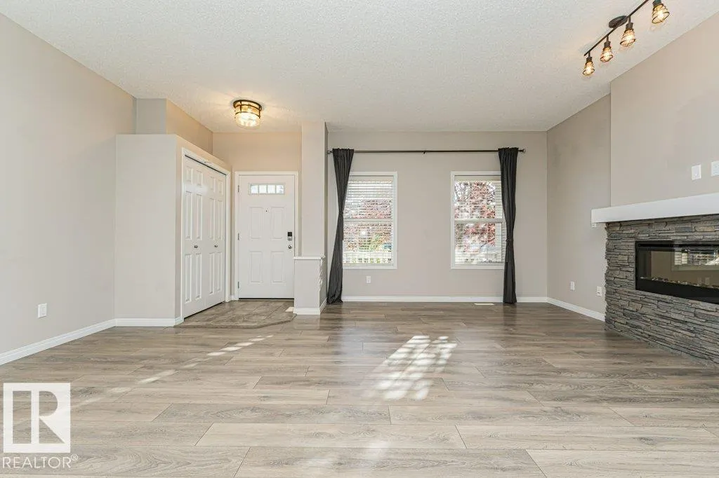 3203 Carpenter Landing