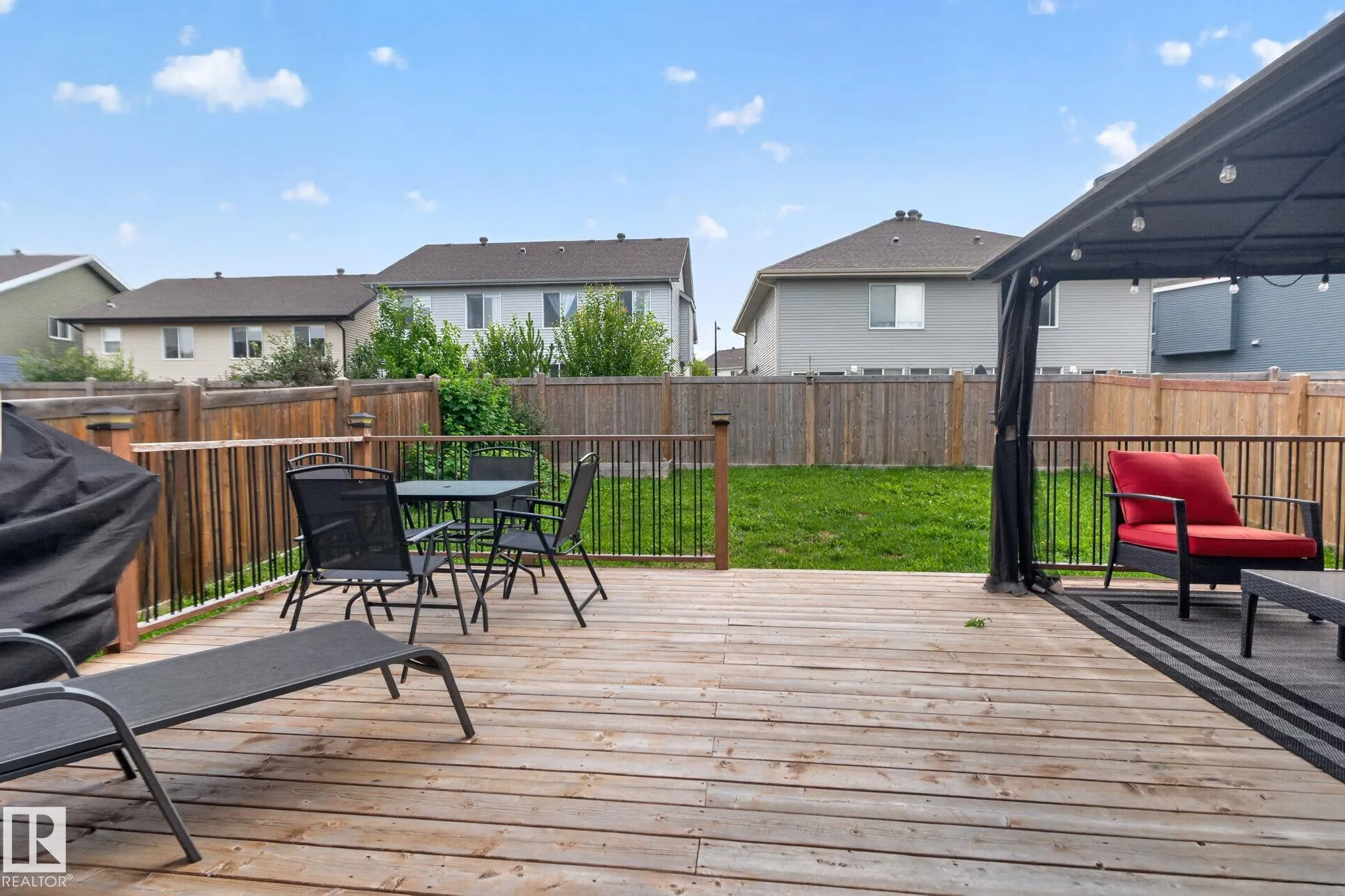 2225 CALHOUN LINK Link