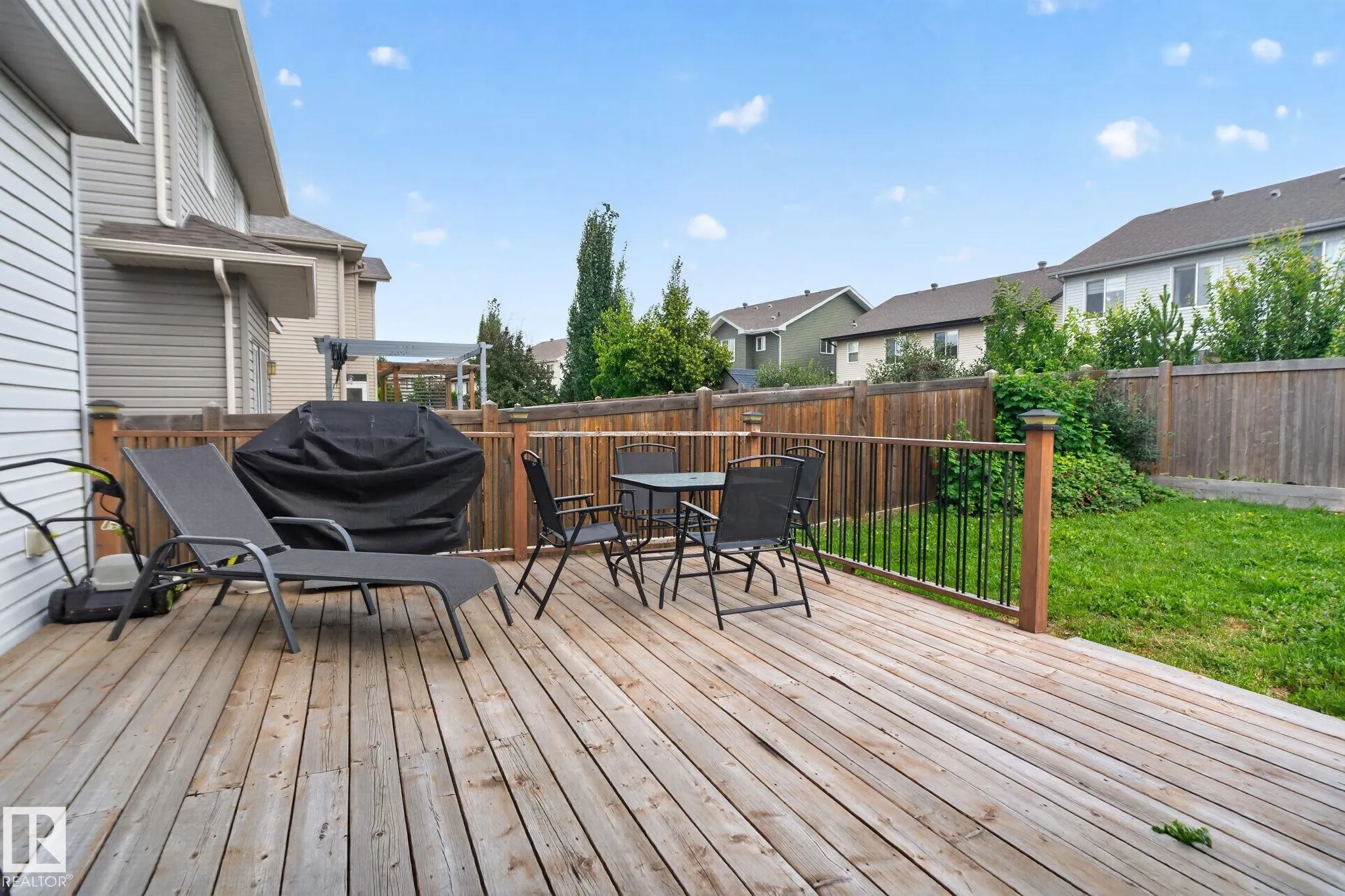 2225 CALHOUN LINK Link