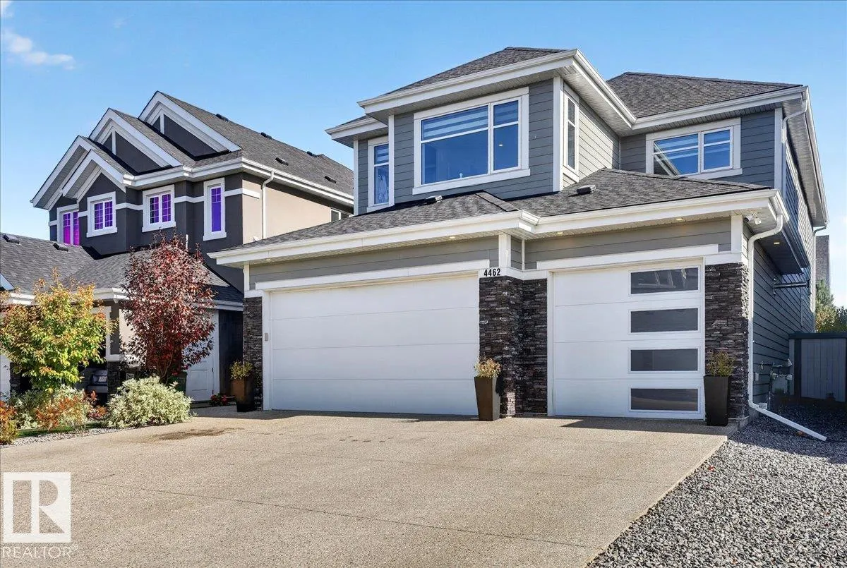4462 SUZANNA Crescent