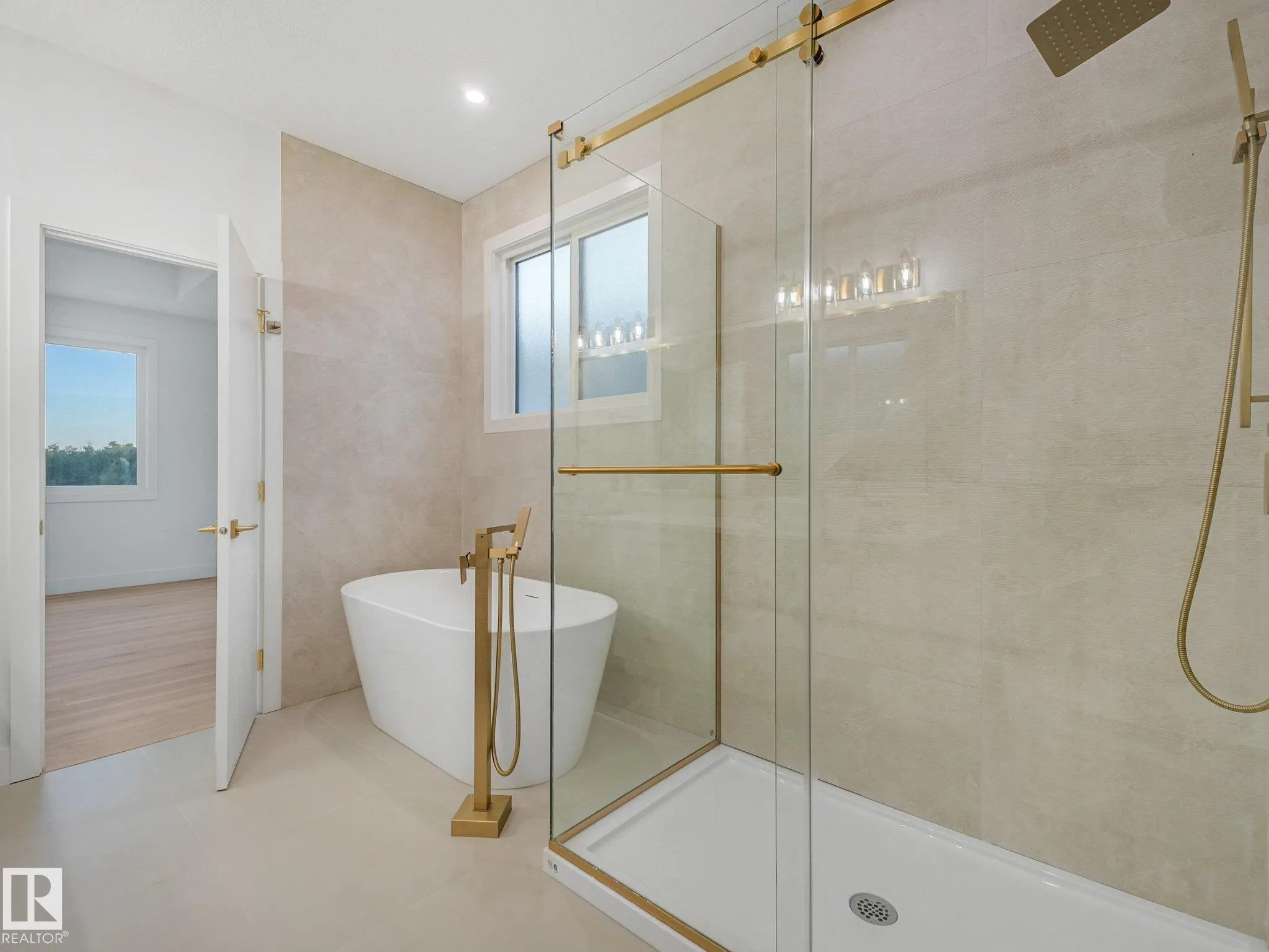 106 Ravenshire Wynd
