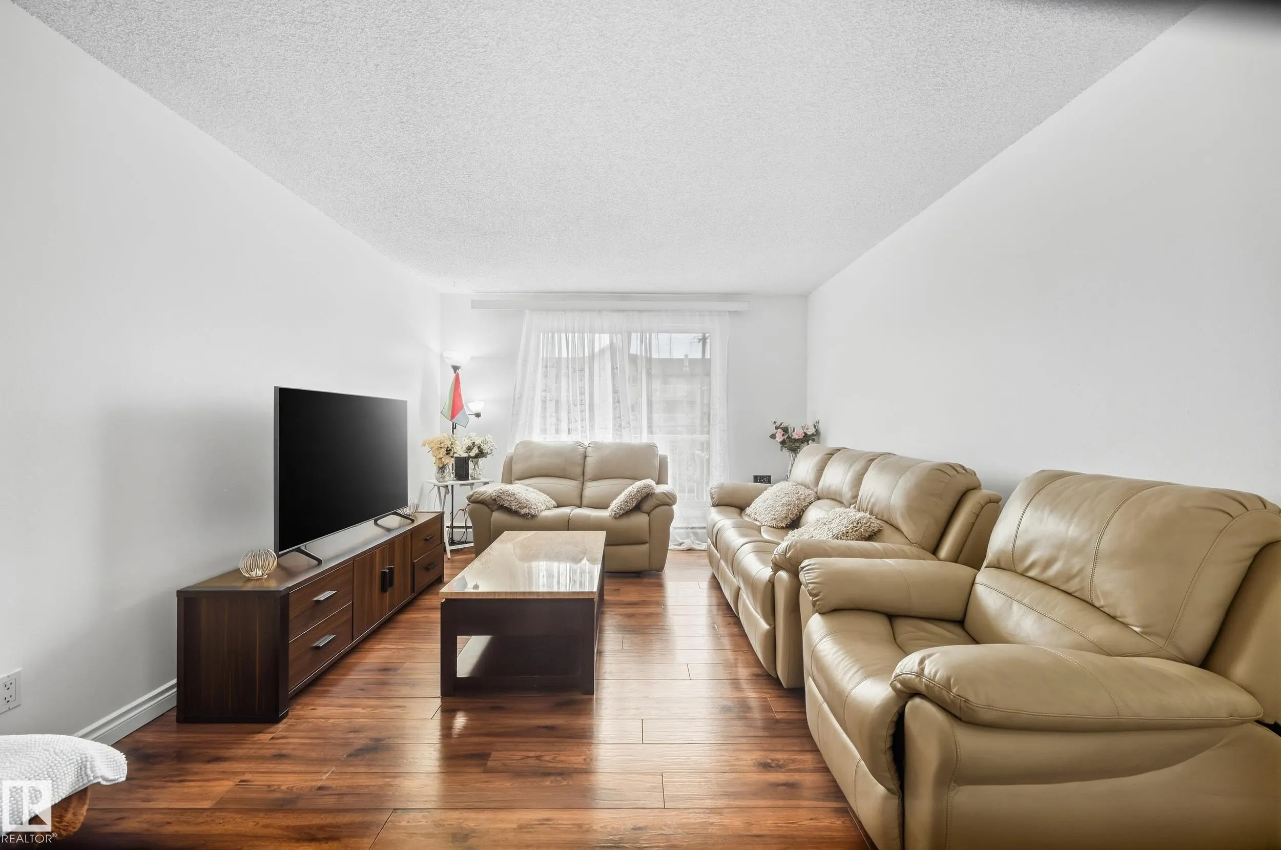 10811 115 Street