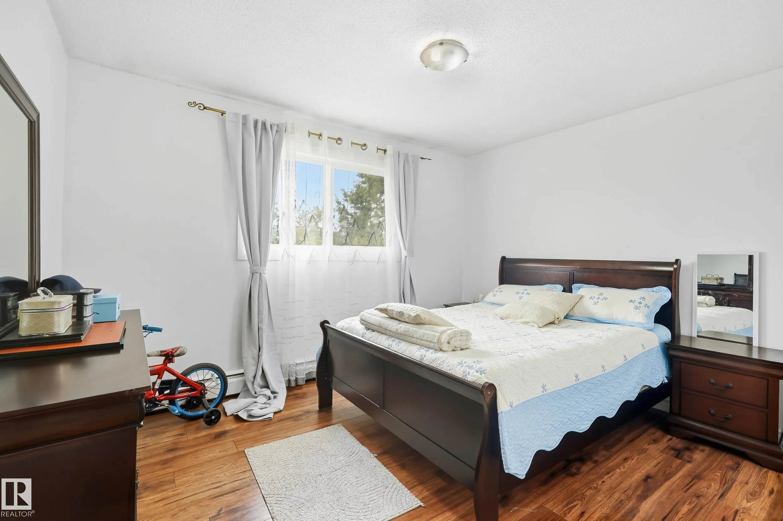 10811 115 Street