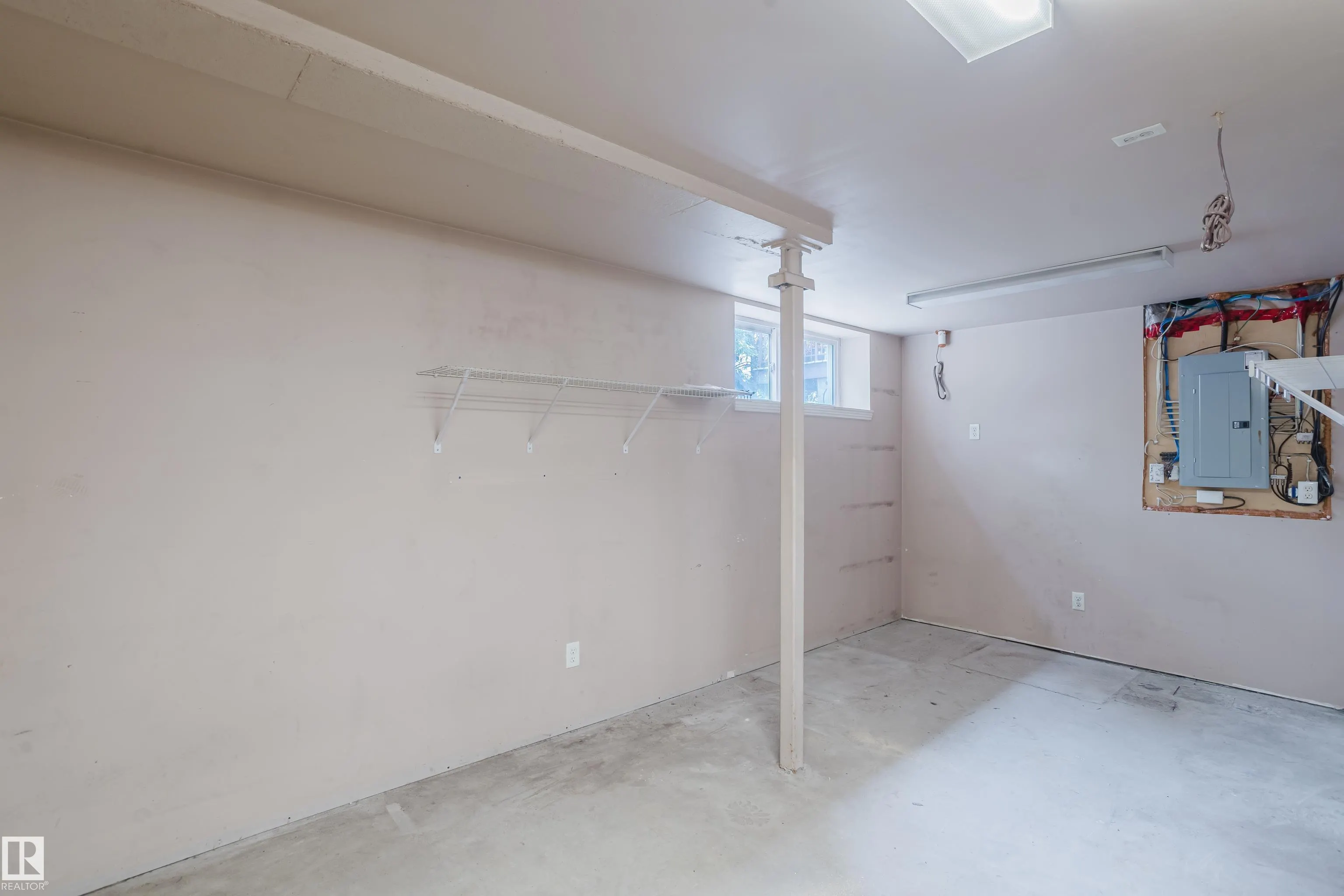 12930 140 Avenue