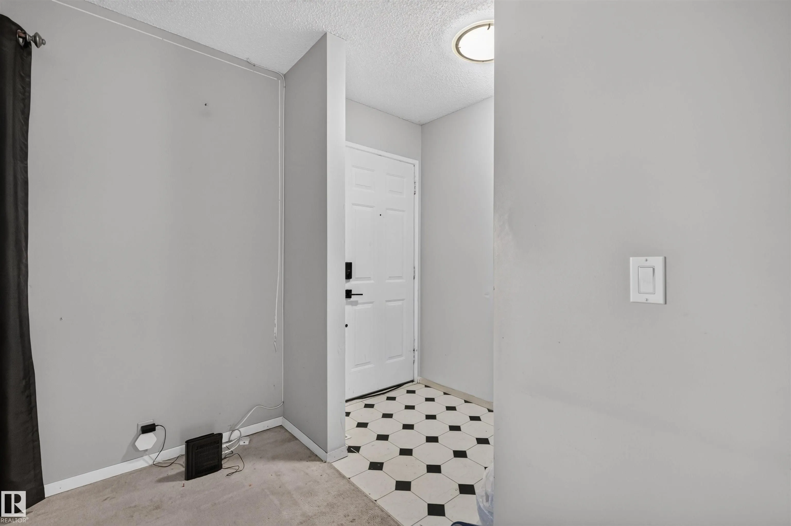 71 WALDEN Park