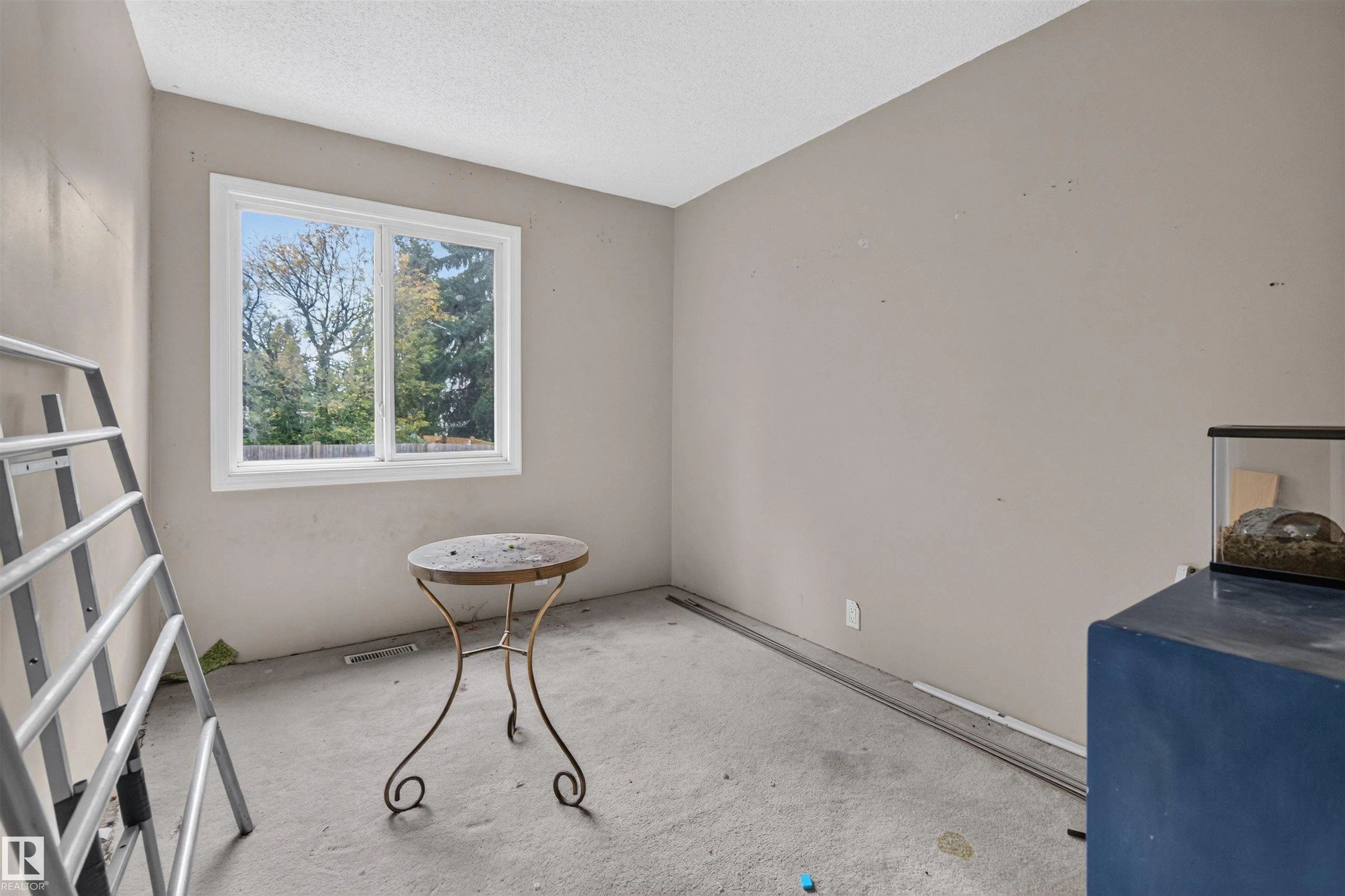 71 WALDEN Park