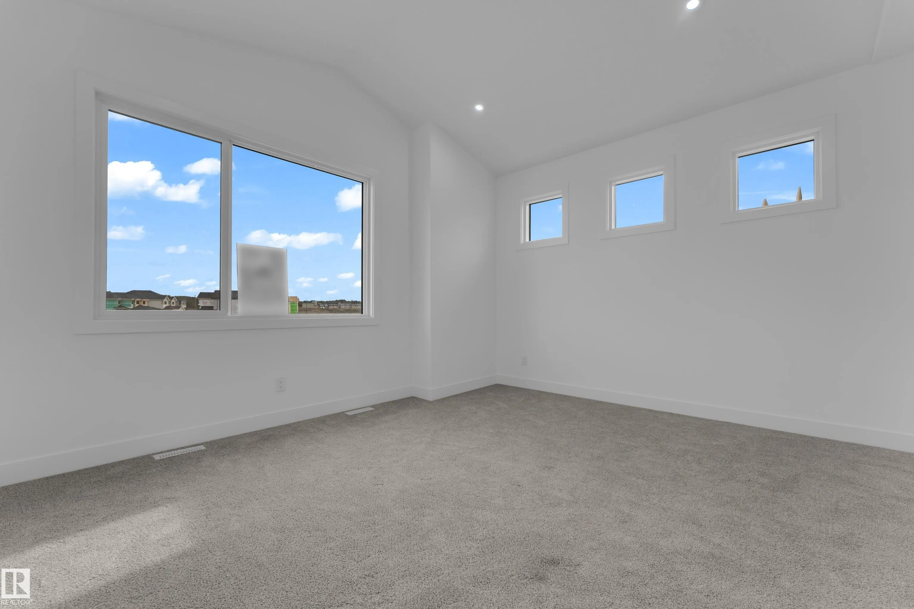 10 Primrose Way