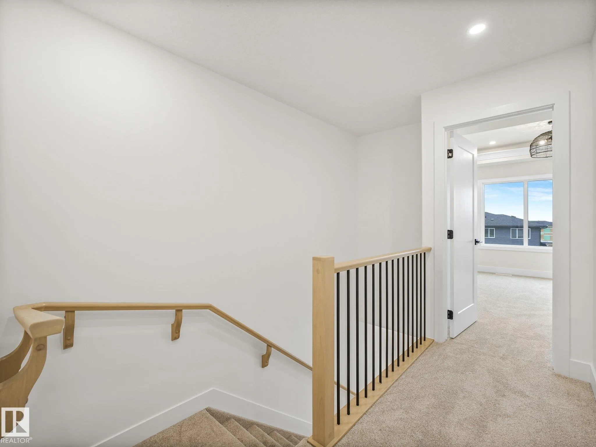 82 Clydesdale Lane
