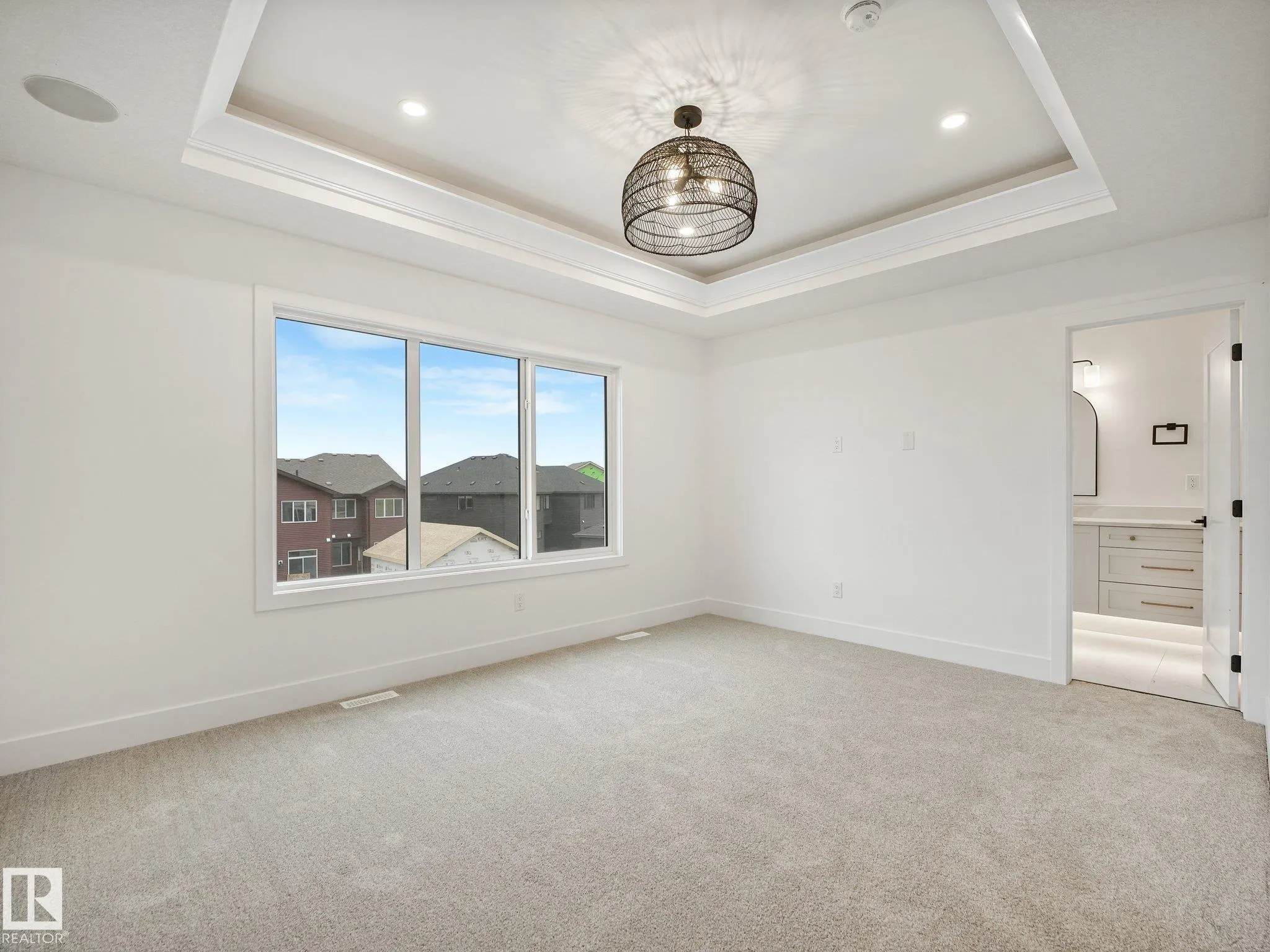 82 Clydesdale Lane
