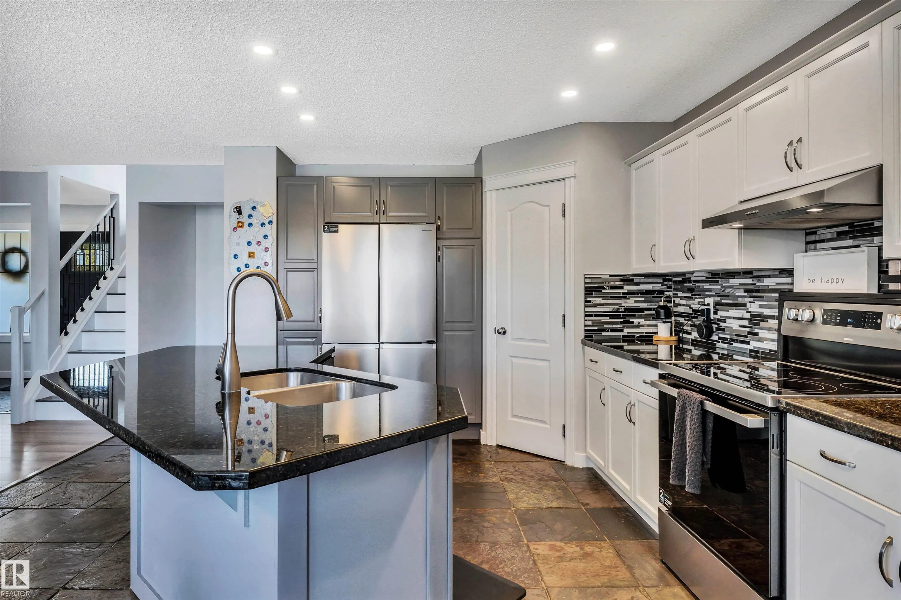 96 Bonin Crescent