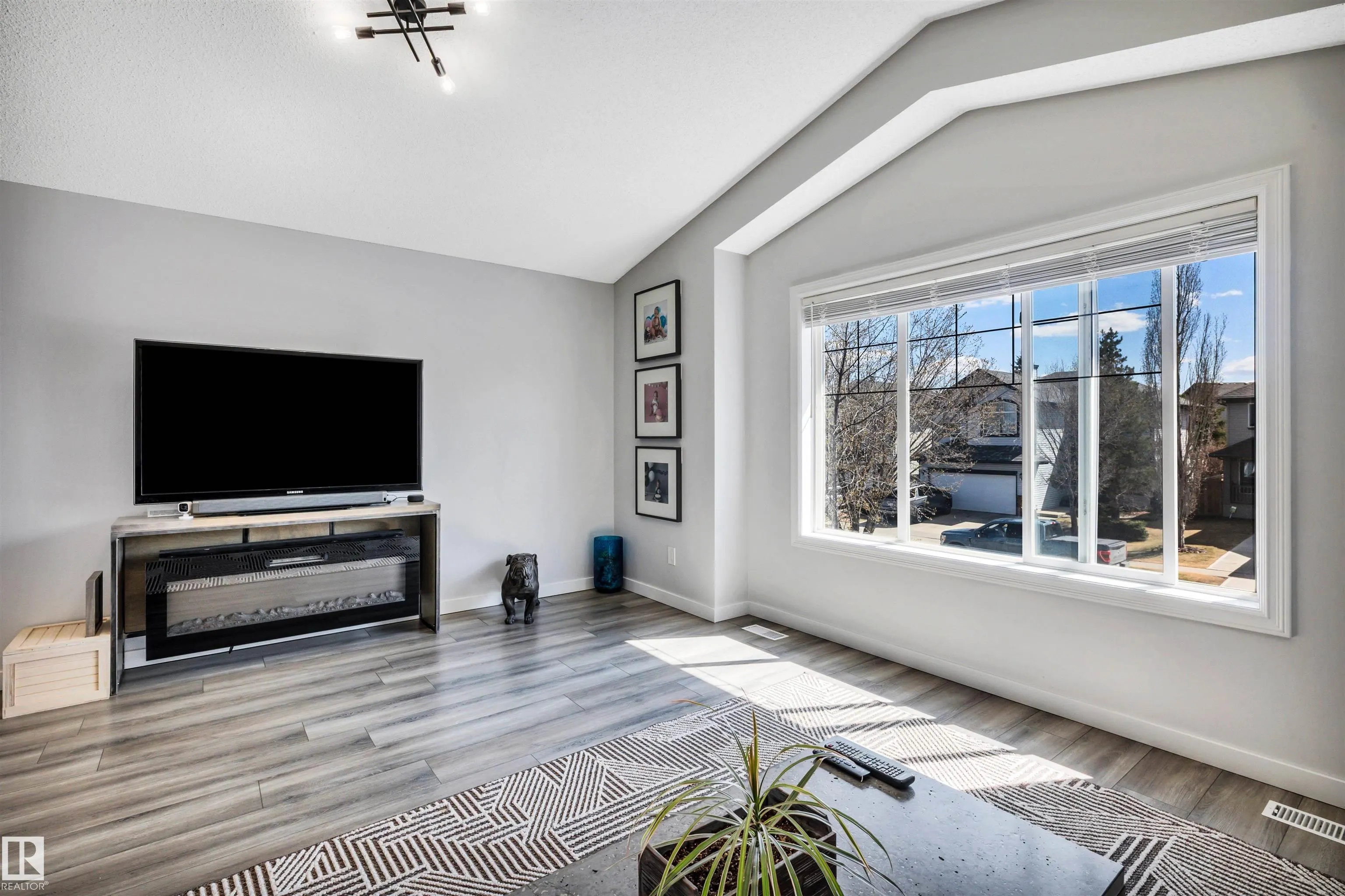 96 Bonin Crescent