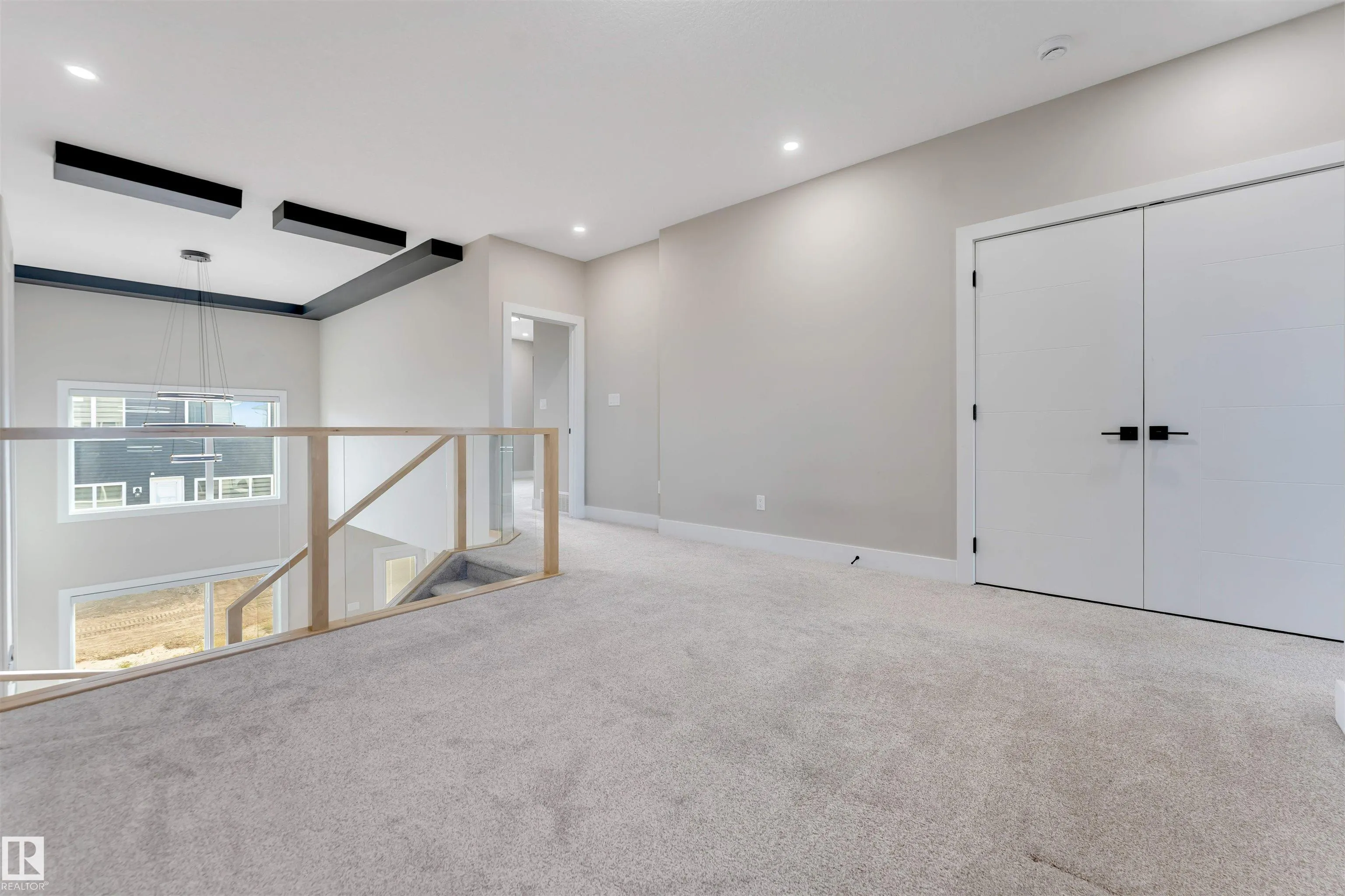 1805 60 Avenue