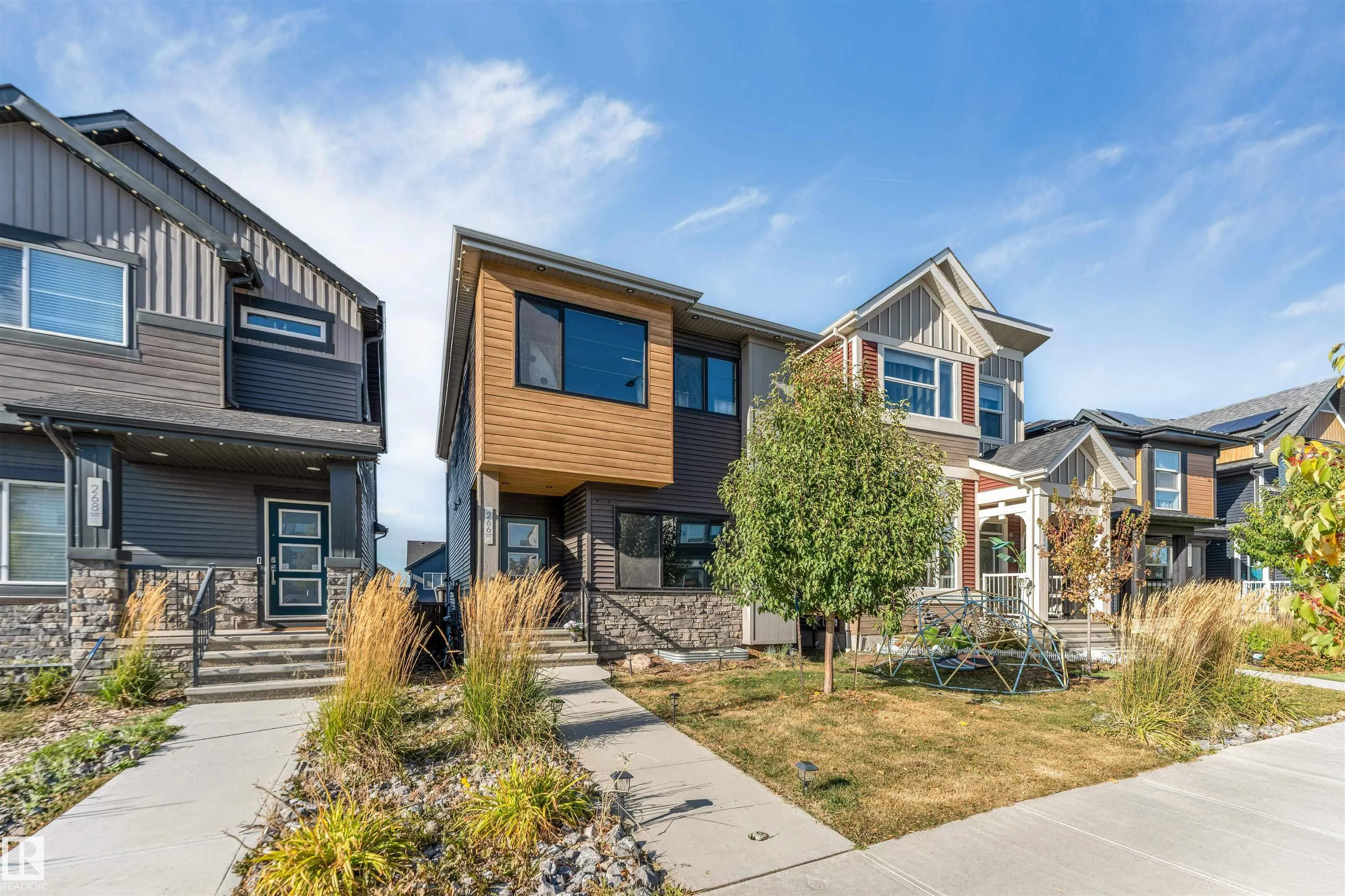 266 CHARLESWORTH Drive