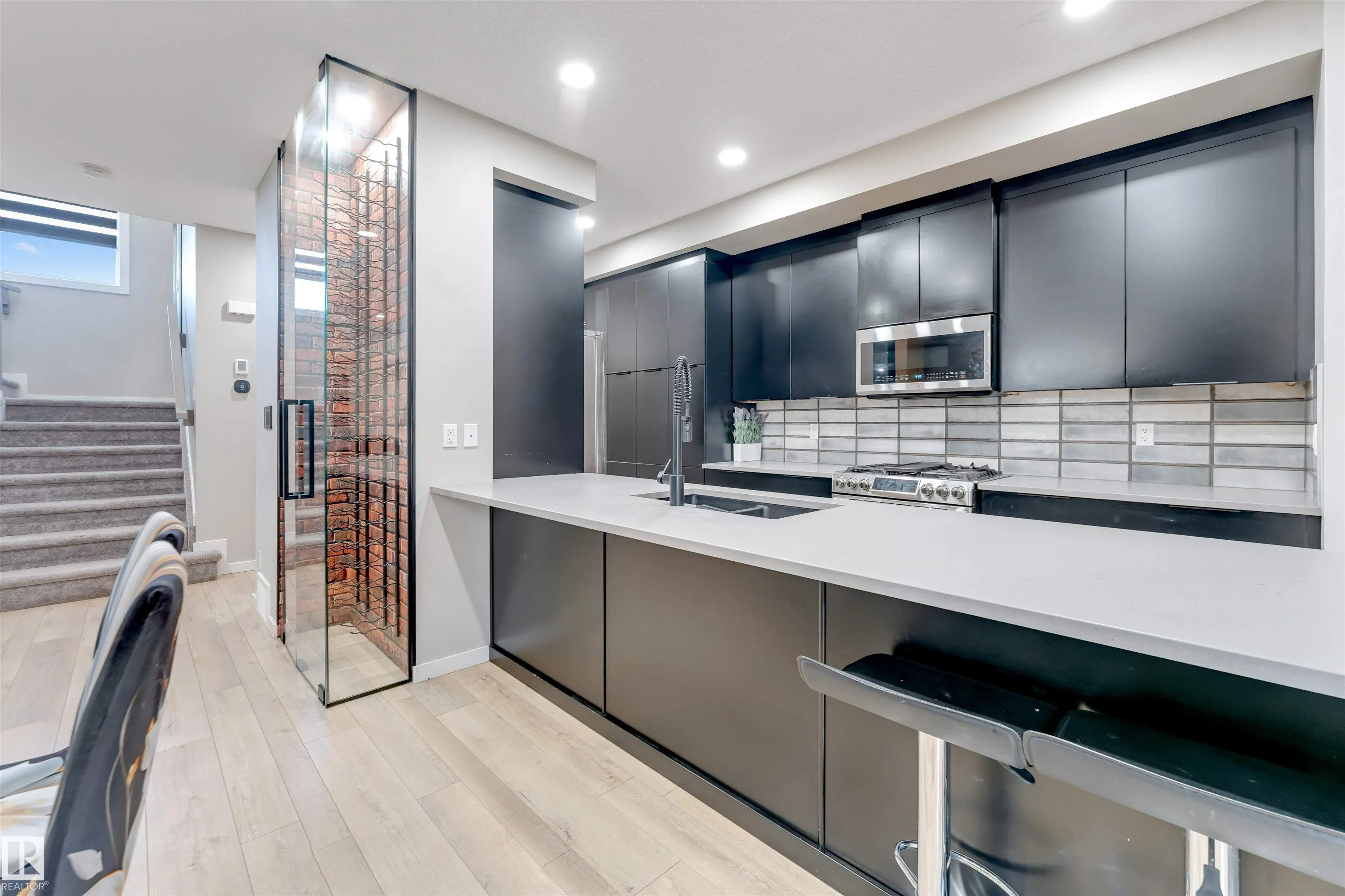 266 CHARLESWORTH Drive