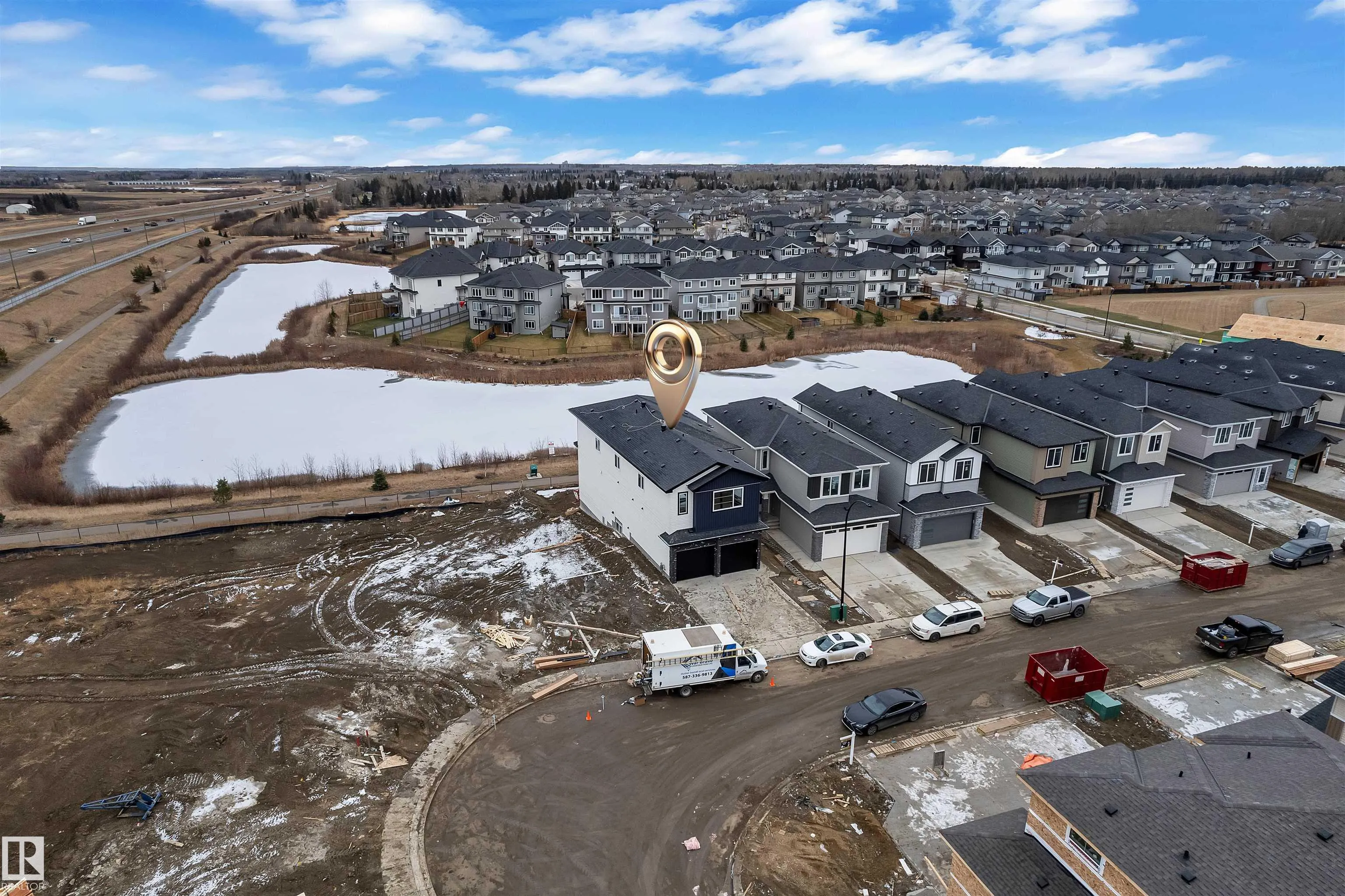 21 AXELWOOD Crescent