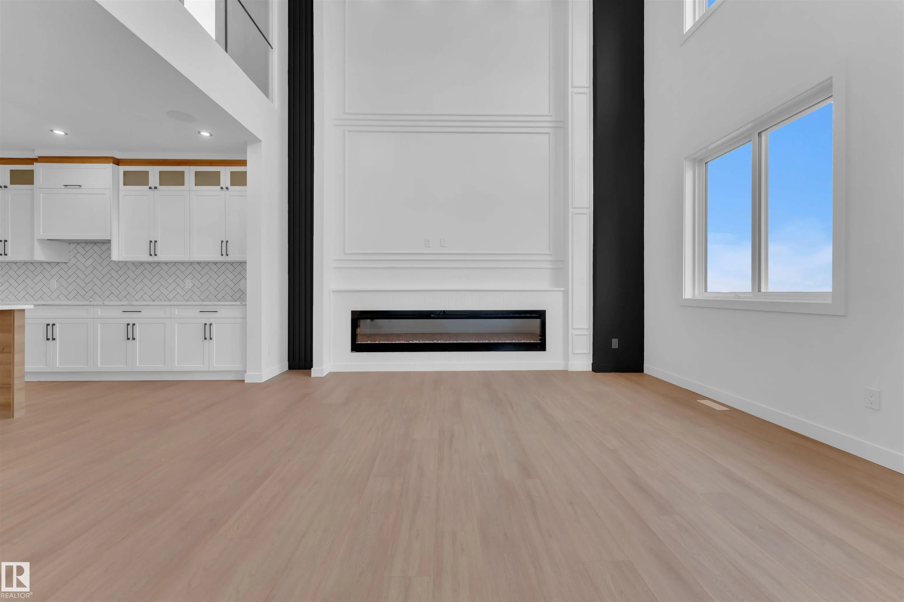 21 AXELWOOD Crescent