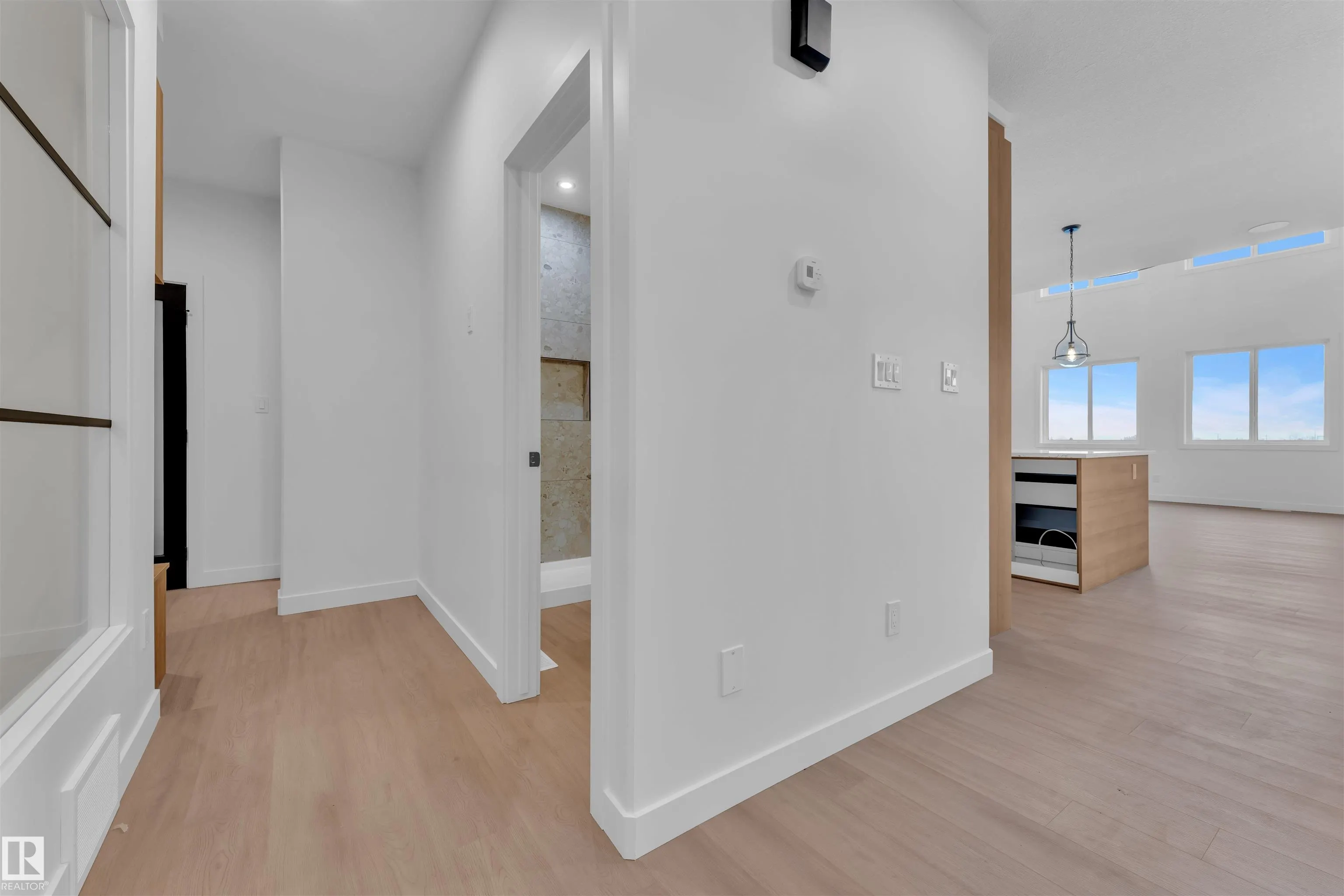 21 AXELWOOD Crescent