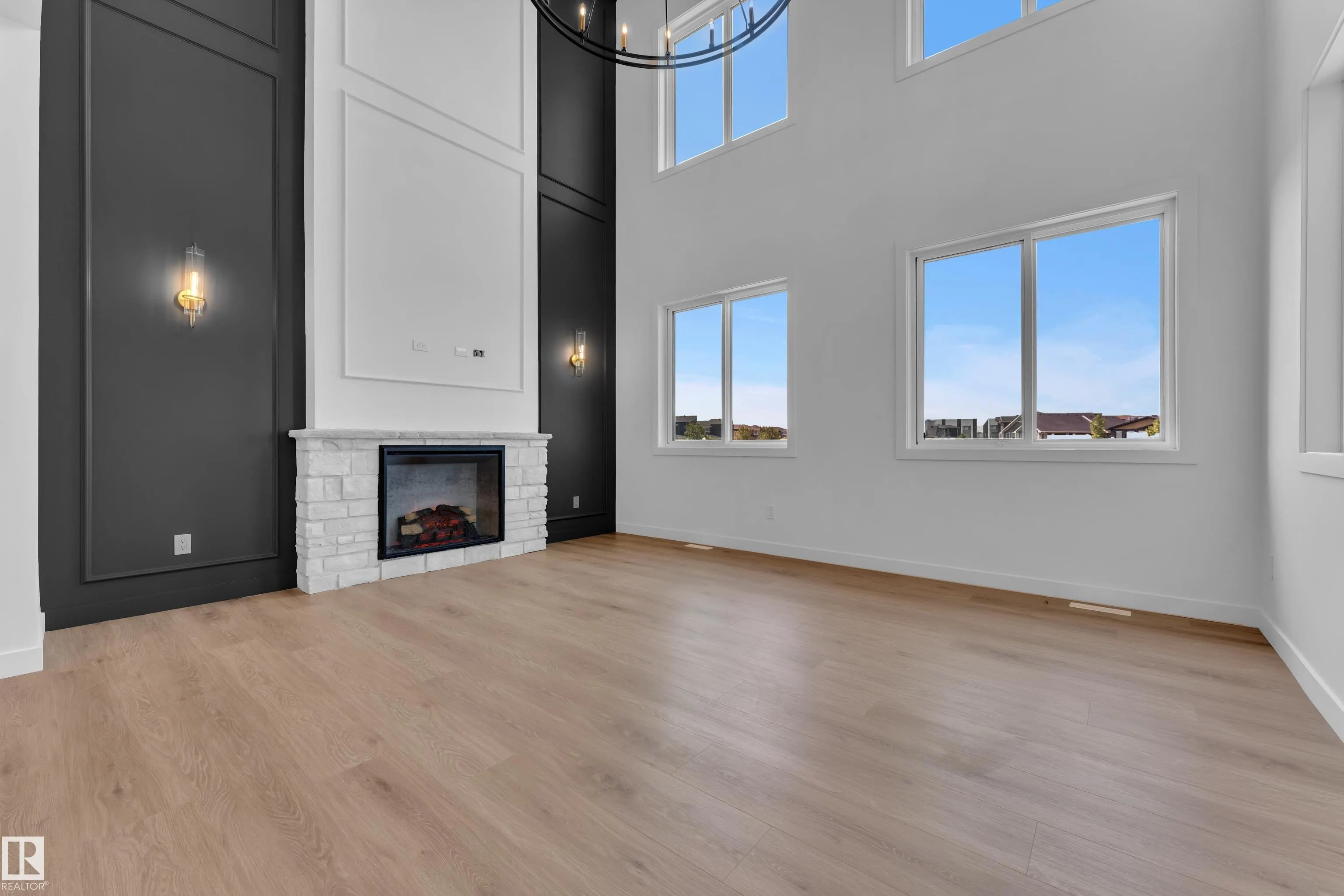 8 ELDRIDGE Point(e)