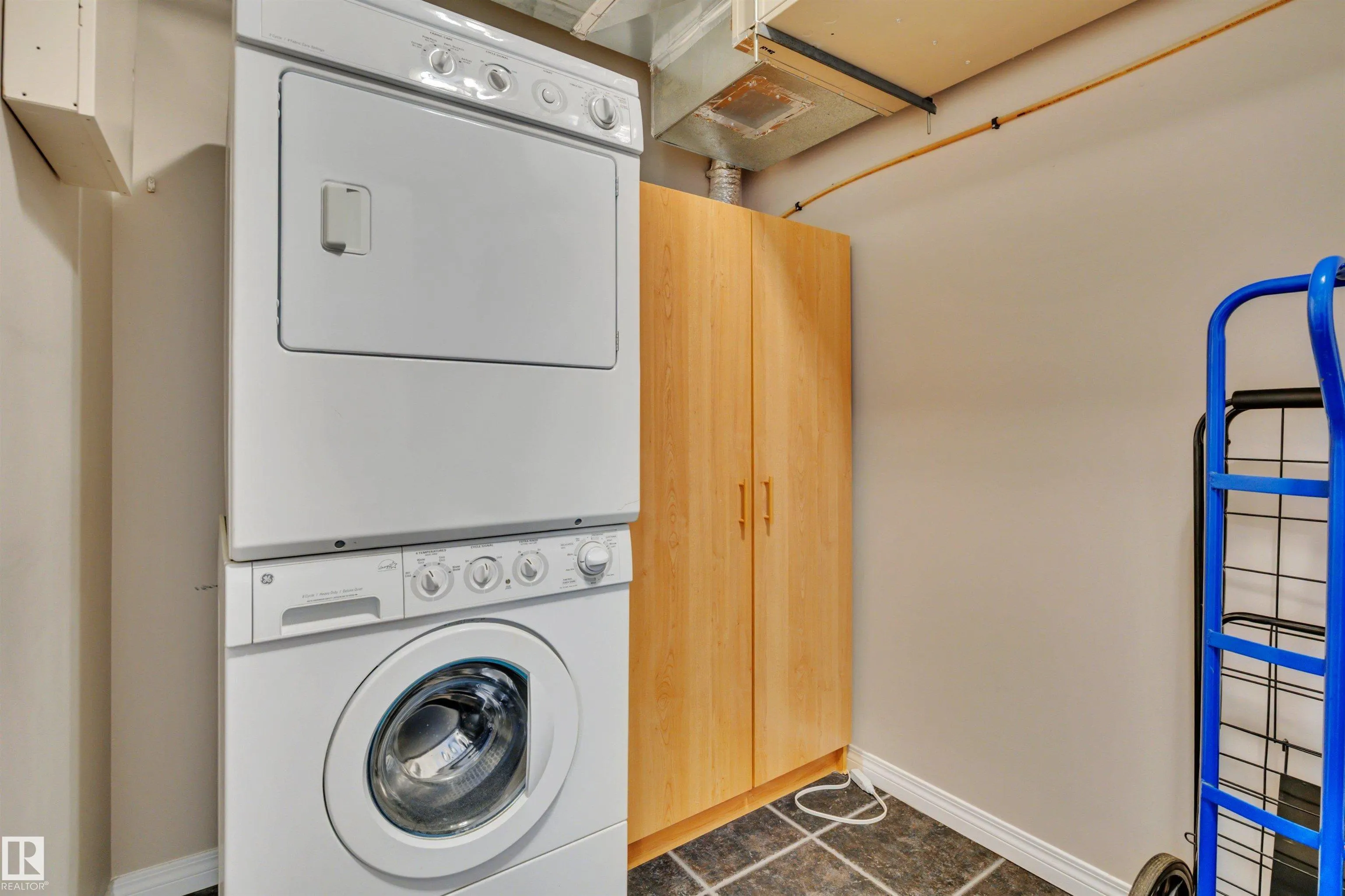 102B BRIDGEPORT Crossing