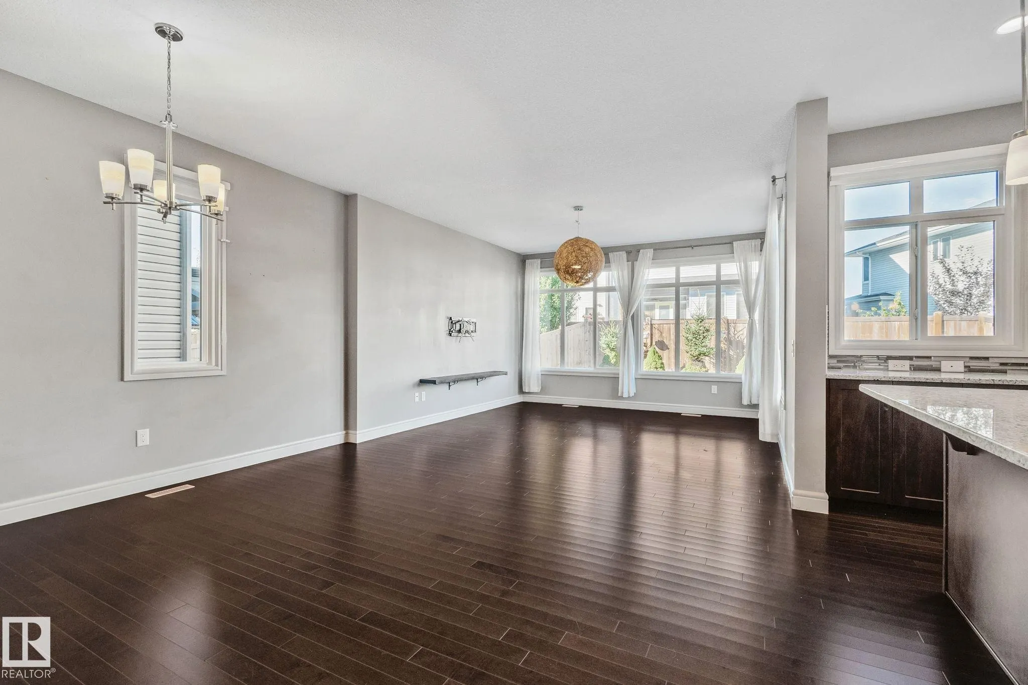 5422 ALLBRIGHT Square