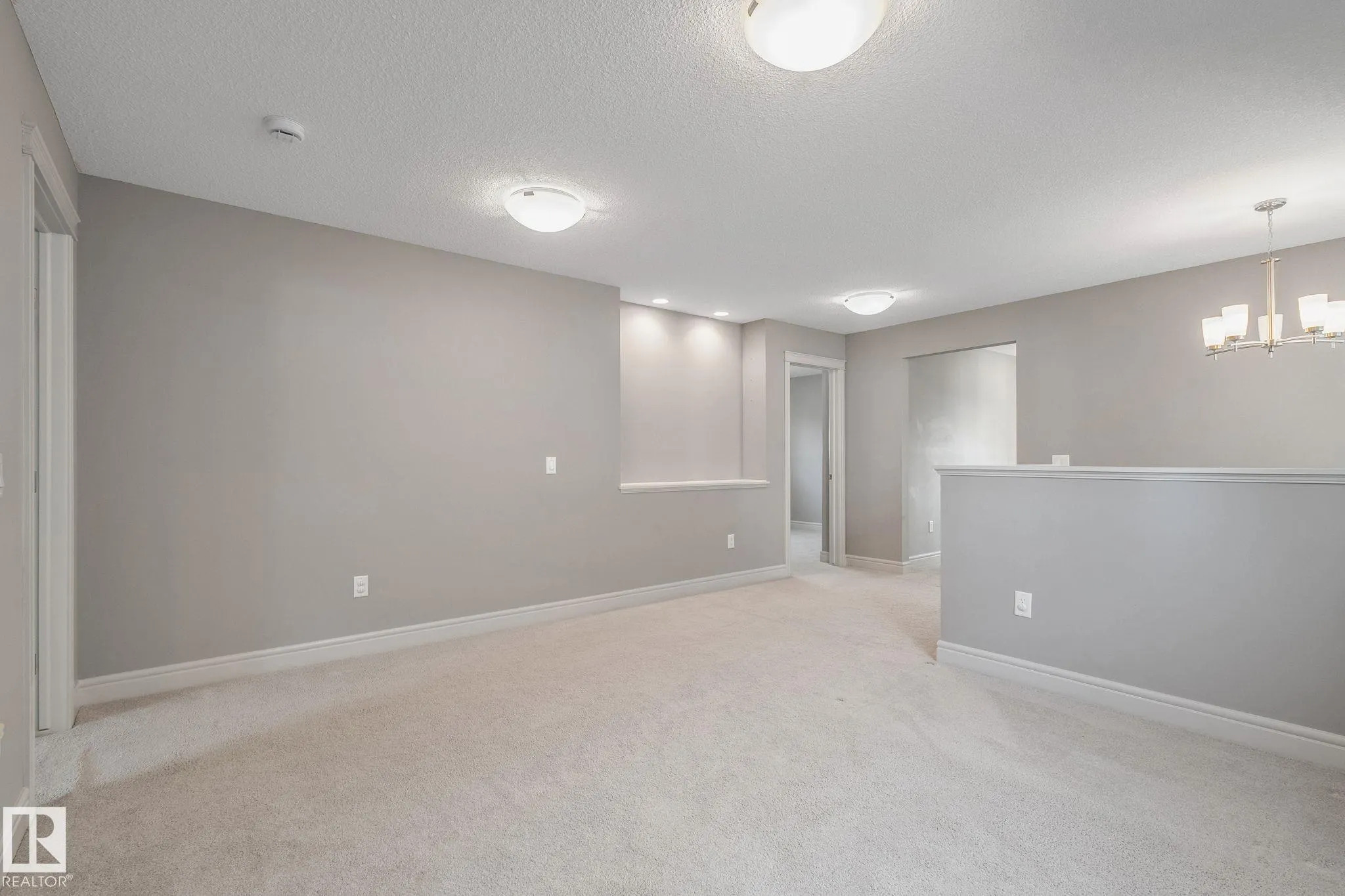 5422 ALLBRIGHT Square