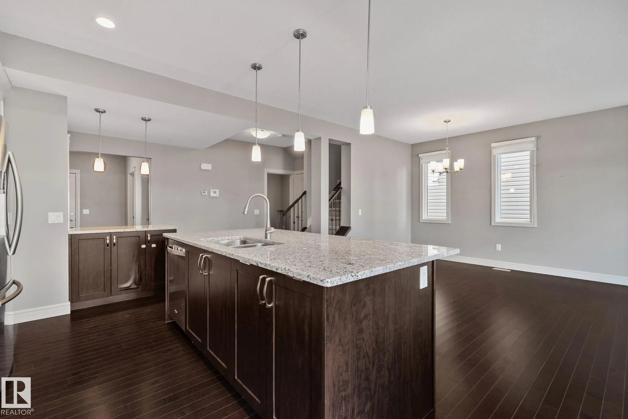 5422 ALLBRIGHT Square