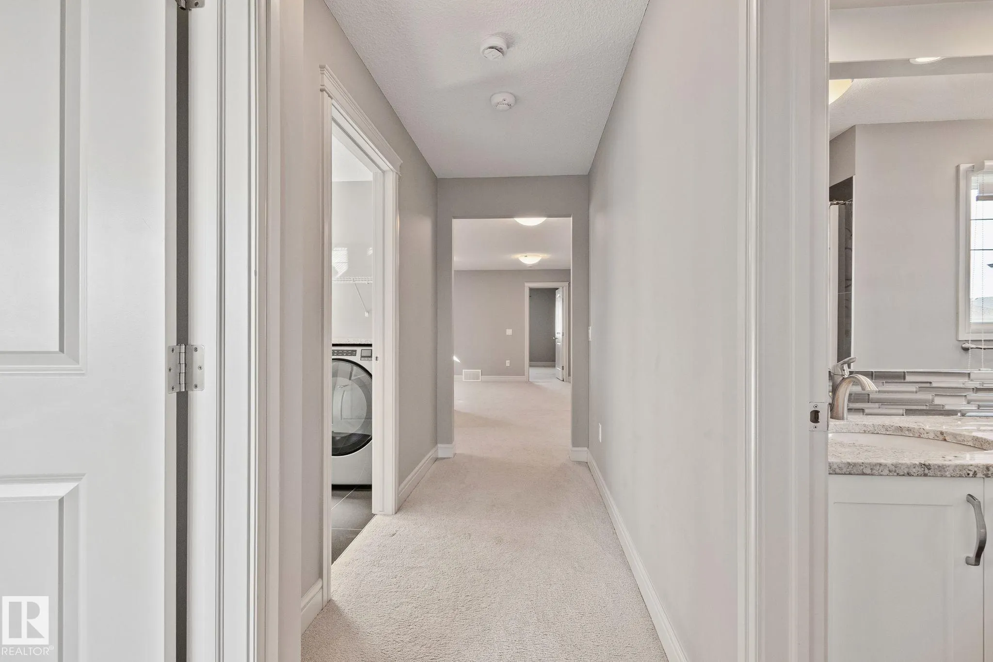 5422 ALLBRIGHT Square