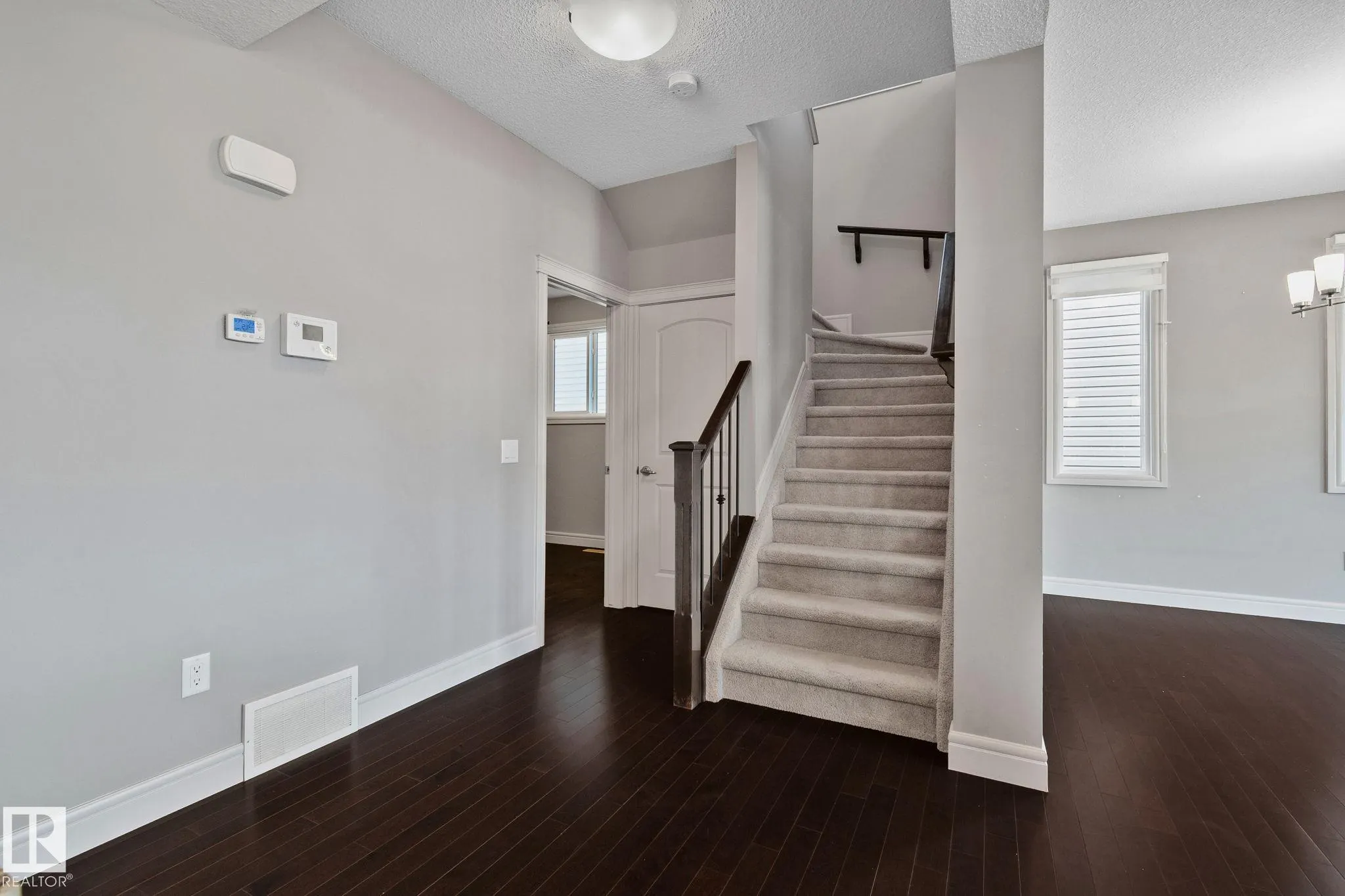 5422 ALLBRIGHT Square