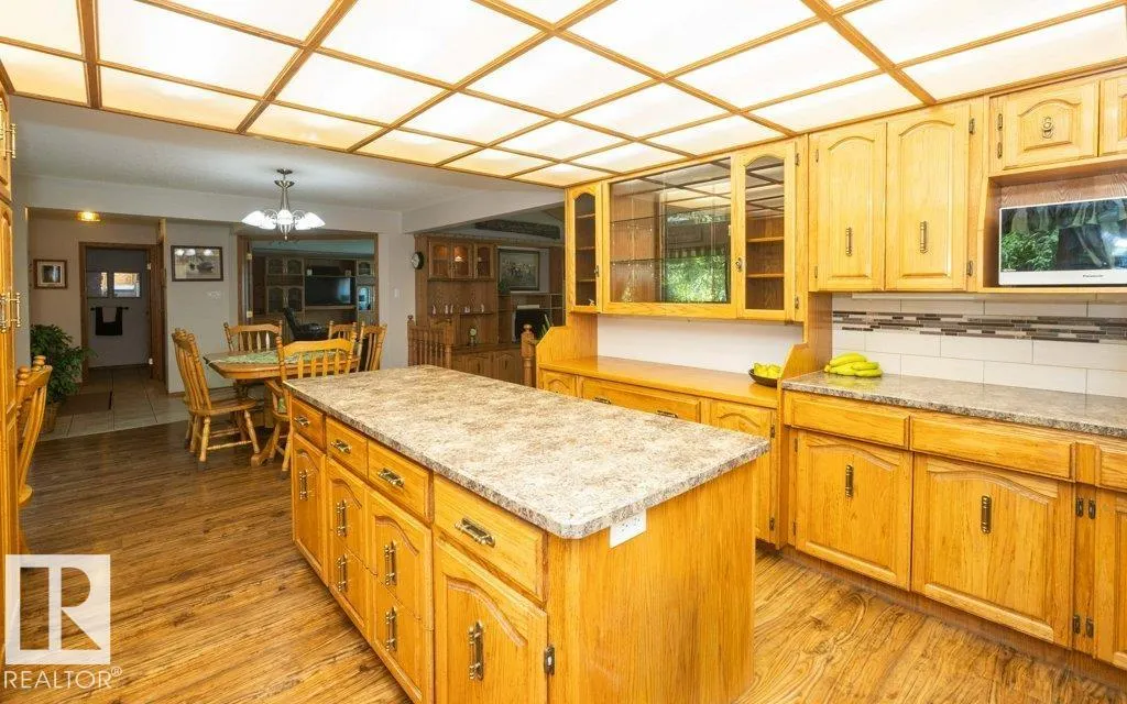26530 Twp Rd 590