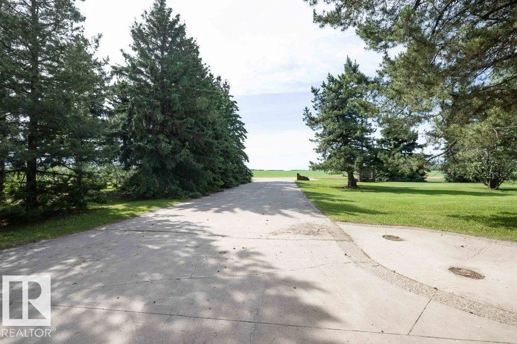 26530 Twp Rd 590