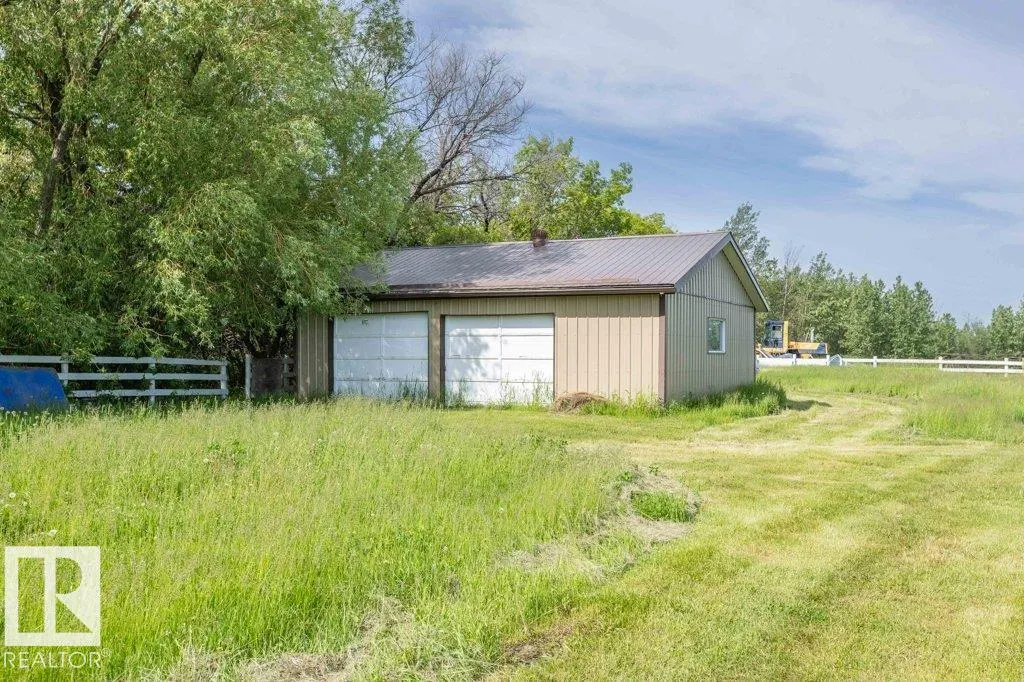 26530 Twp Rd 590